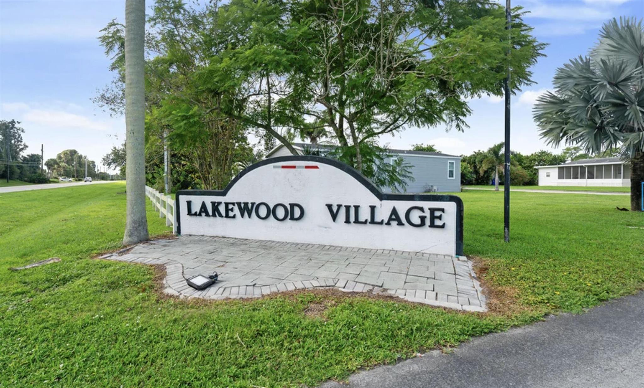 Your New Home Awaits at Lakewood Village MHC & RV Resort! Enjoy the vibrant community lifestyle at Lakewood Village MHC & RV Resort in Vero Beach, FL. This charming 3-bedroom, 2-bathroom home has been freshly painted and is ready for you to move right in. You'll love the convenience of its prime location and the fantastic amenities available to residents.