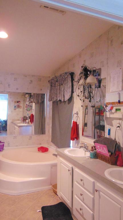 LAKEWOOD VILLAGE RO - Residential