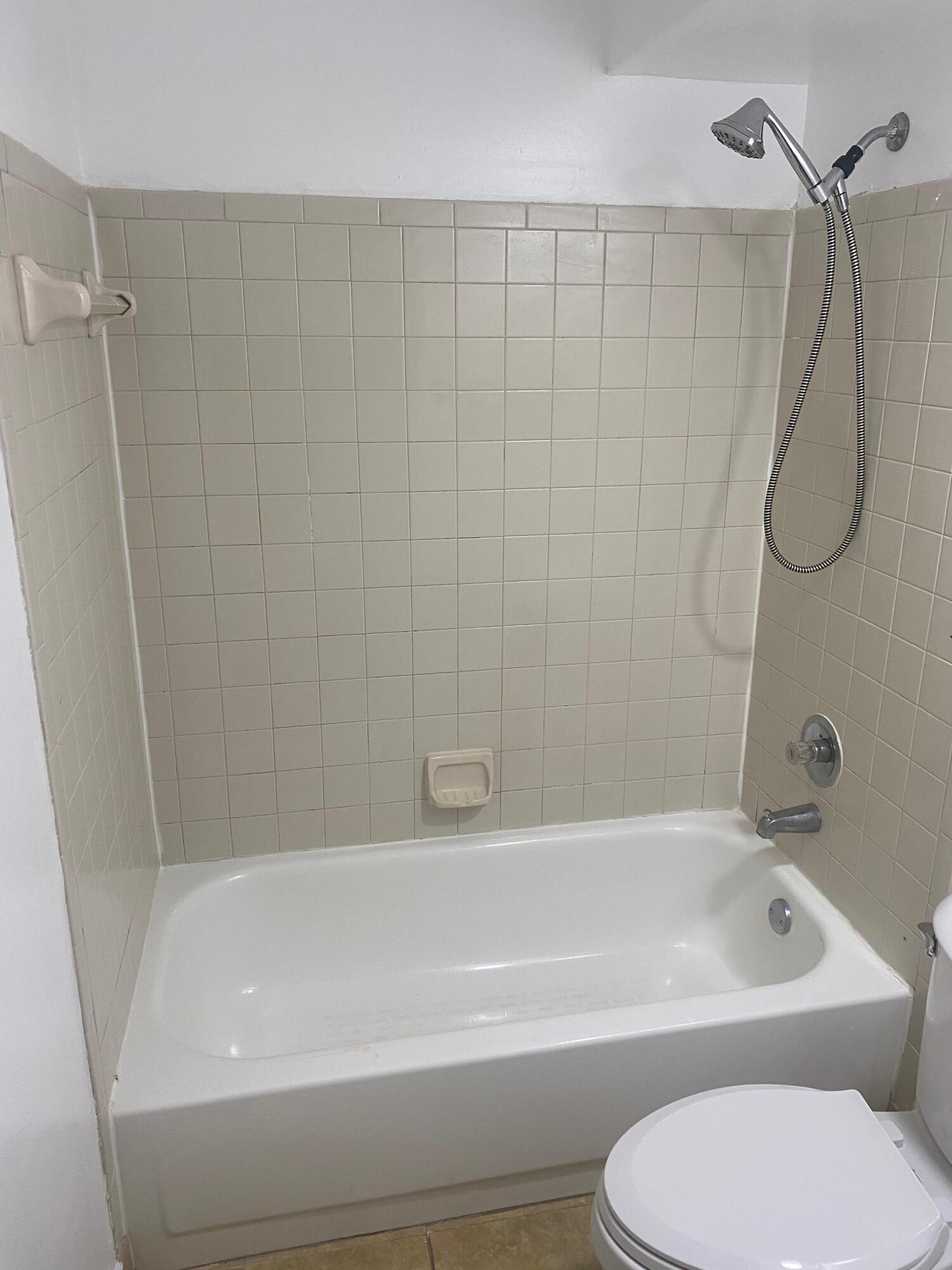 COCO PARC CONDO - Residential Lease