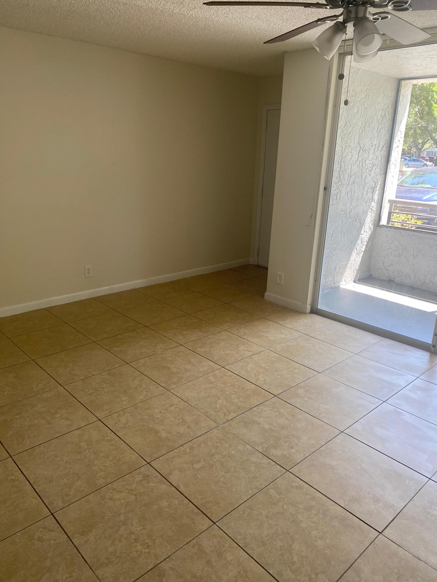 COCO PARC CONDO - Residential Lease