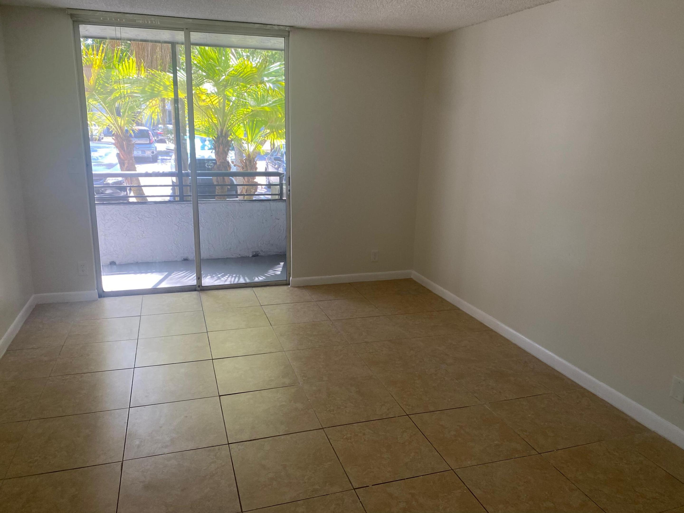 COCO PARC CONDO - Residential Lease