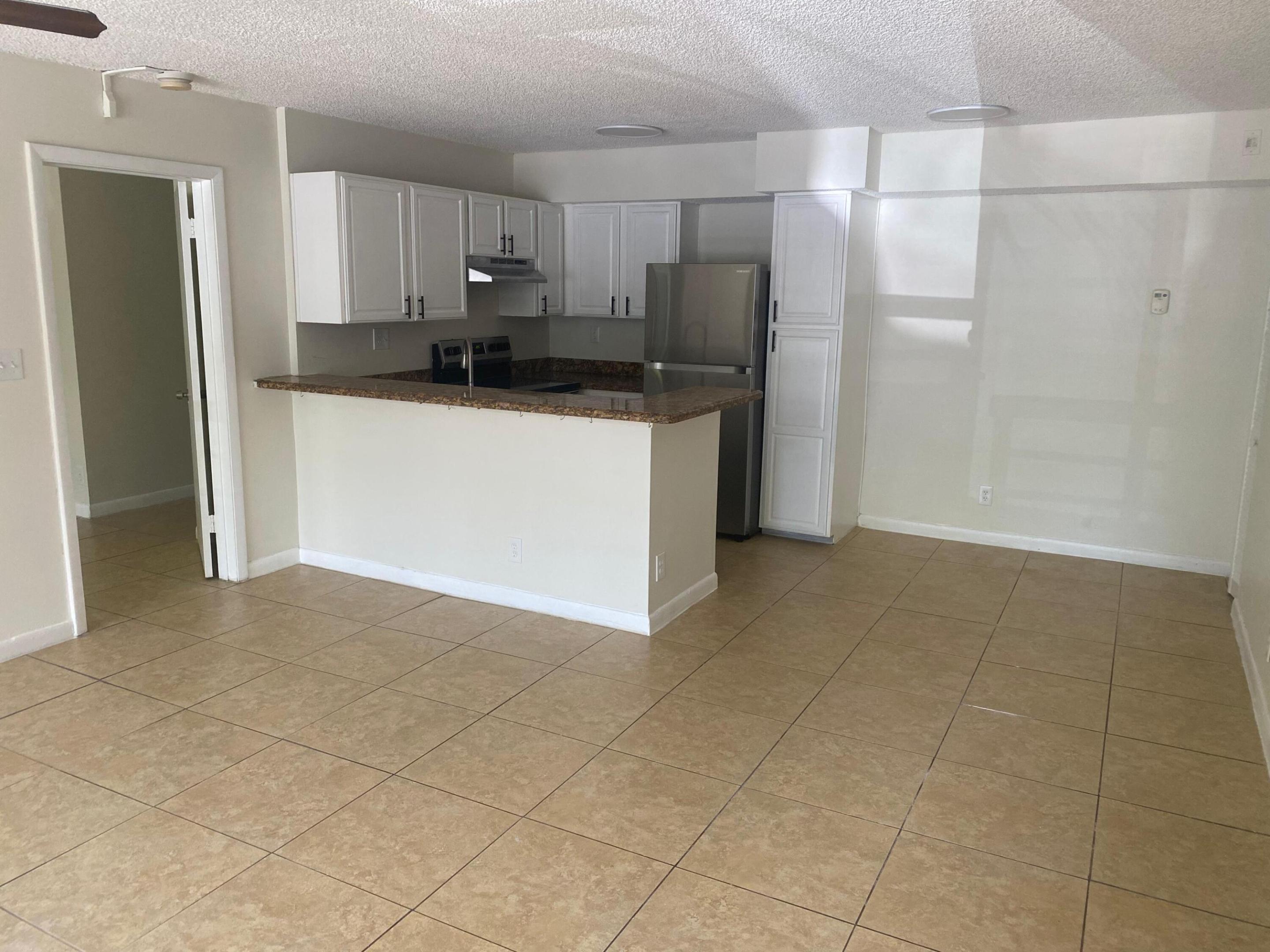 COCO PARC CONDO - Residential Lease
