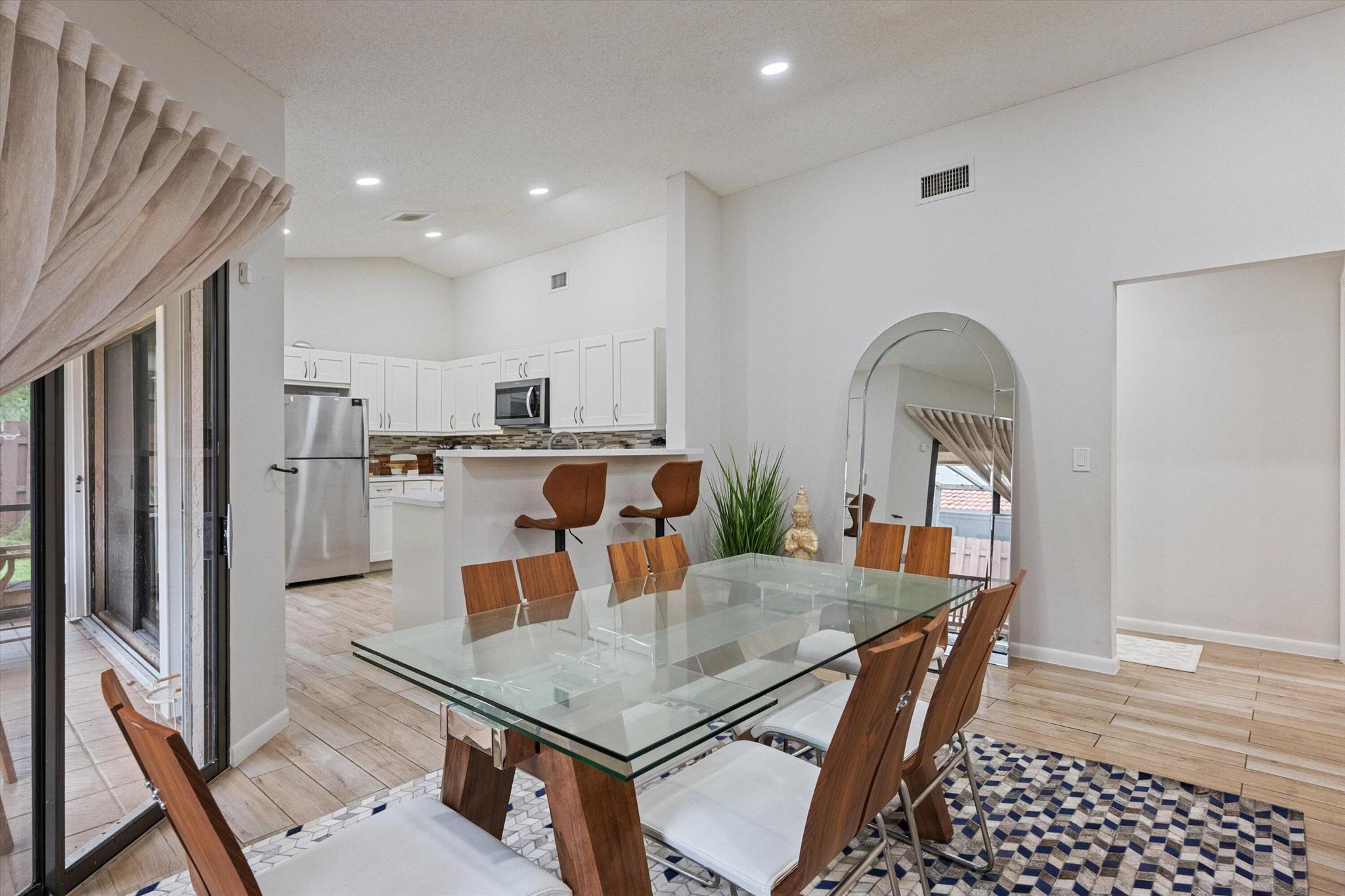 WELLINGTON TR 42-B - Residential Lease