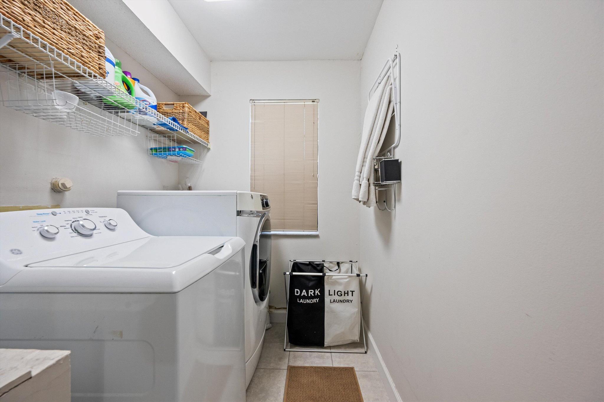 WELLINGTON TR 42-B - Residential Lease