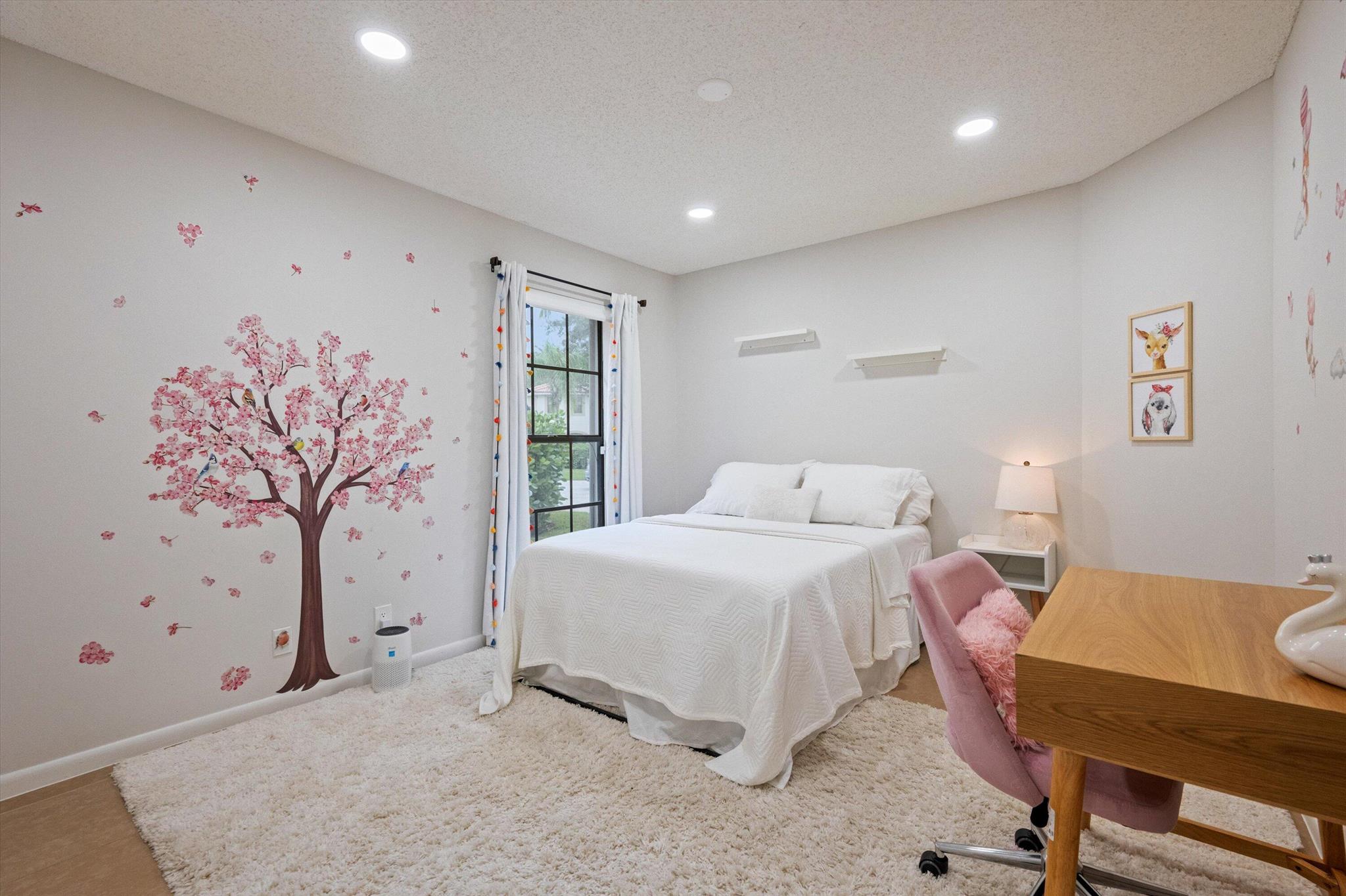 WELLINGTON TR 42-B - Residential Lease