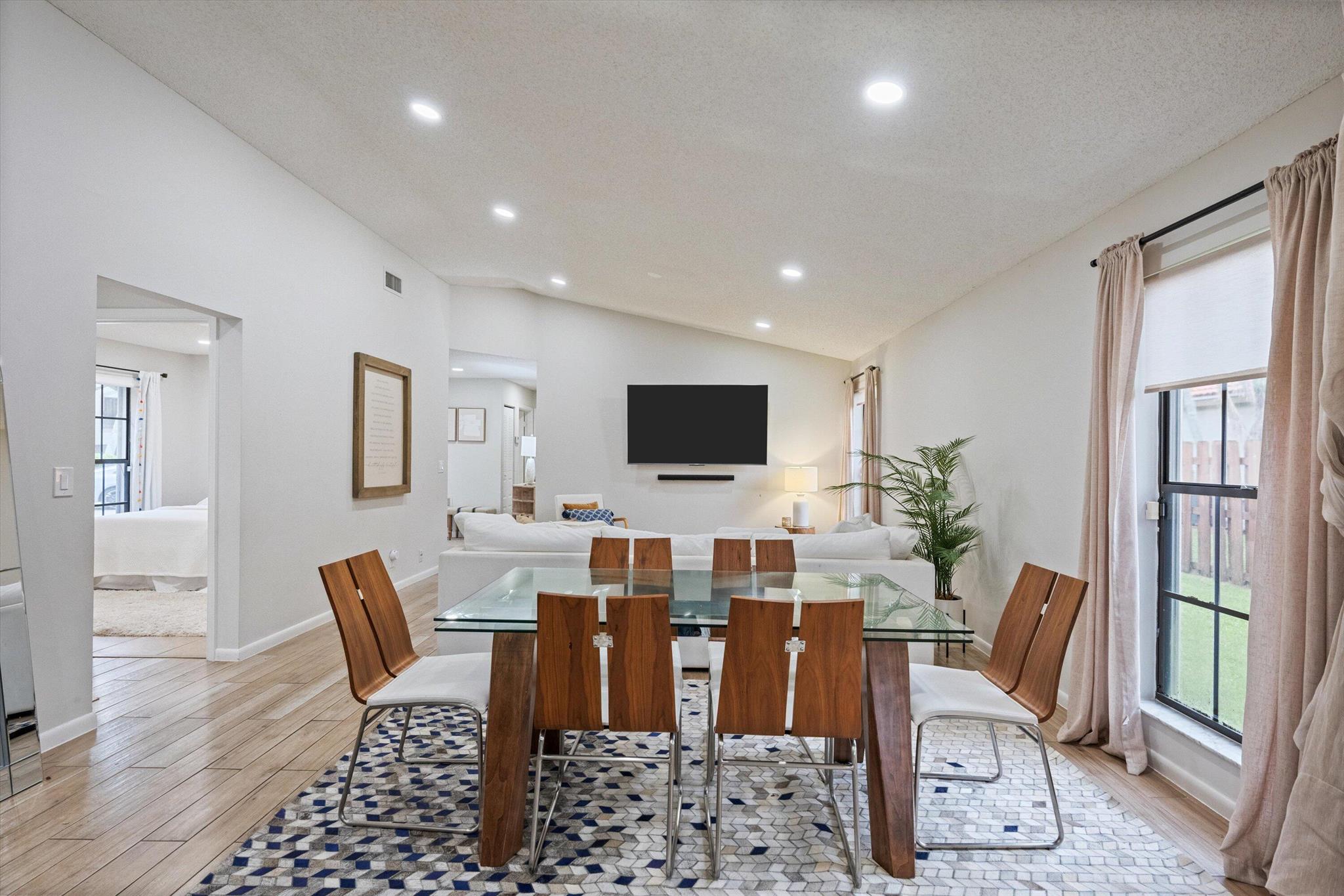 WELLINGTON TR 42-B - Residential Lease