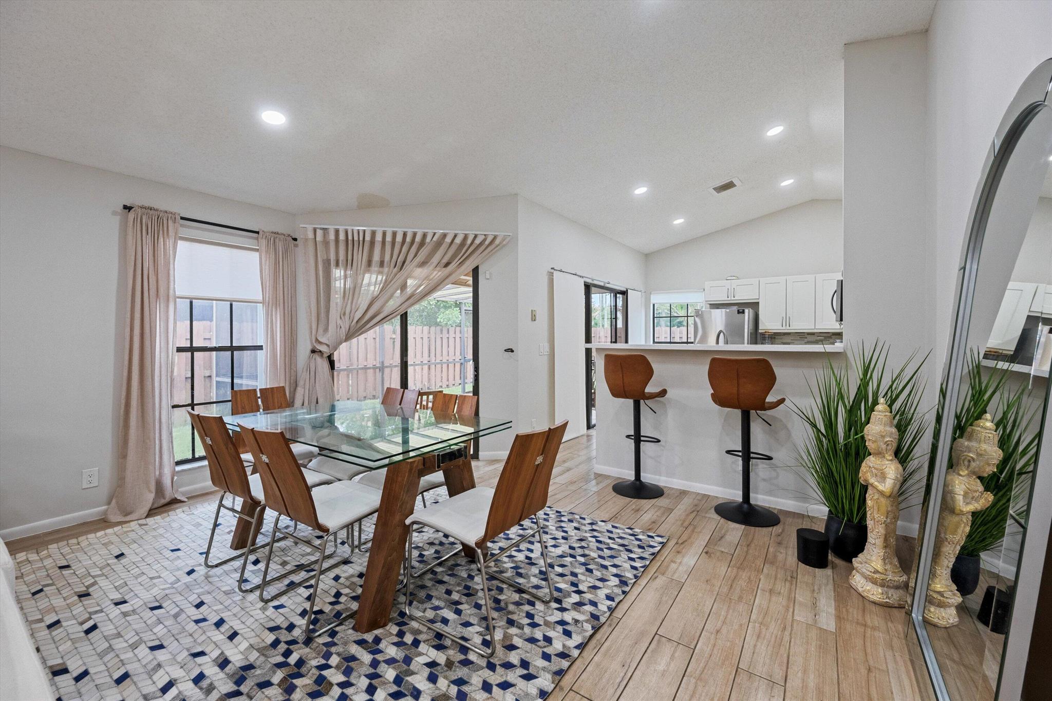 WELLINGTON TR 42-B - Residential Lease