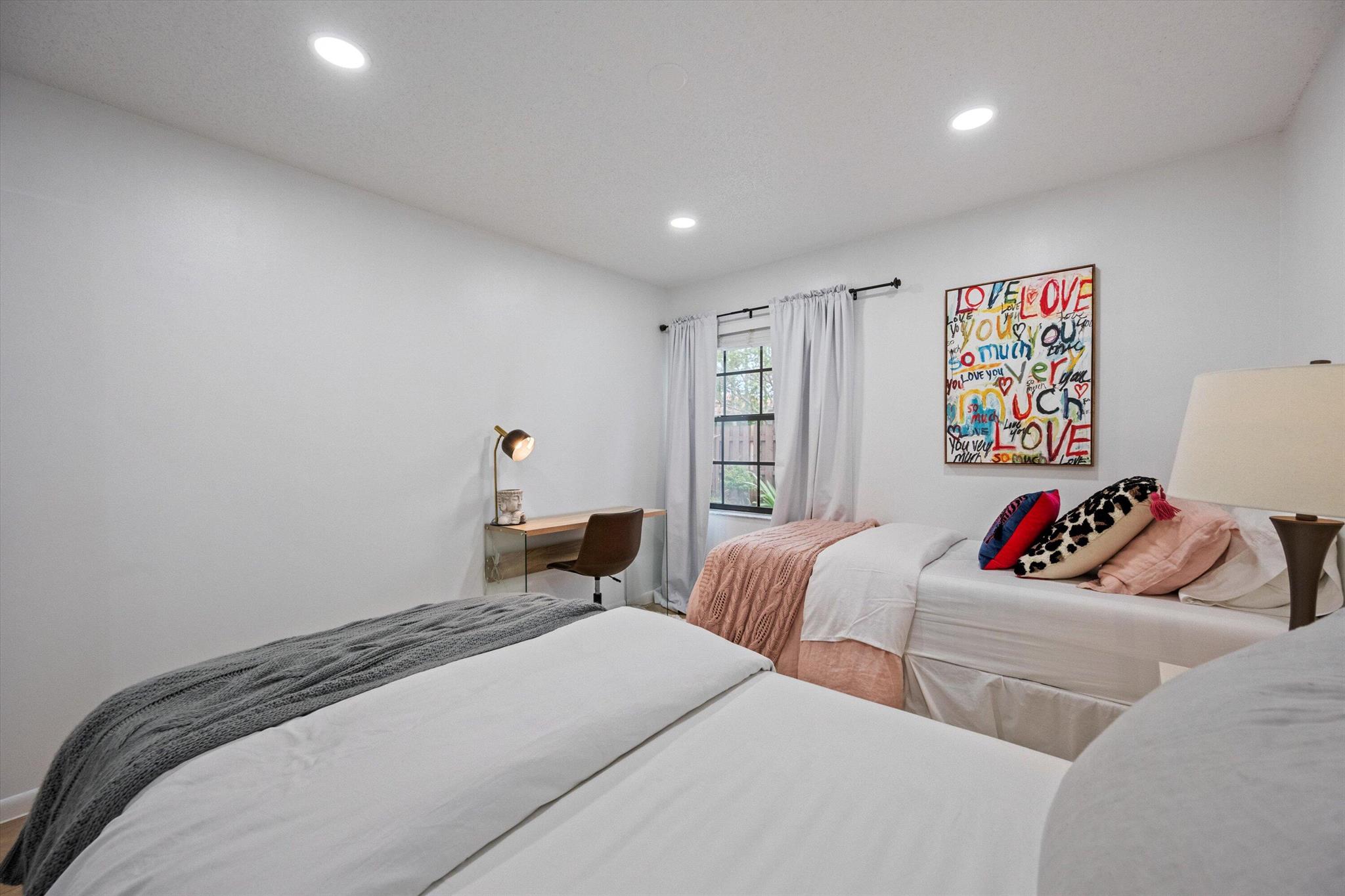 WELLINGTON TR 42-B - Residential Lease