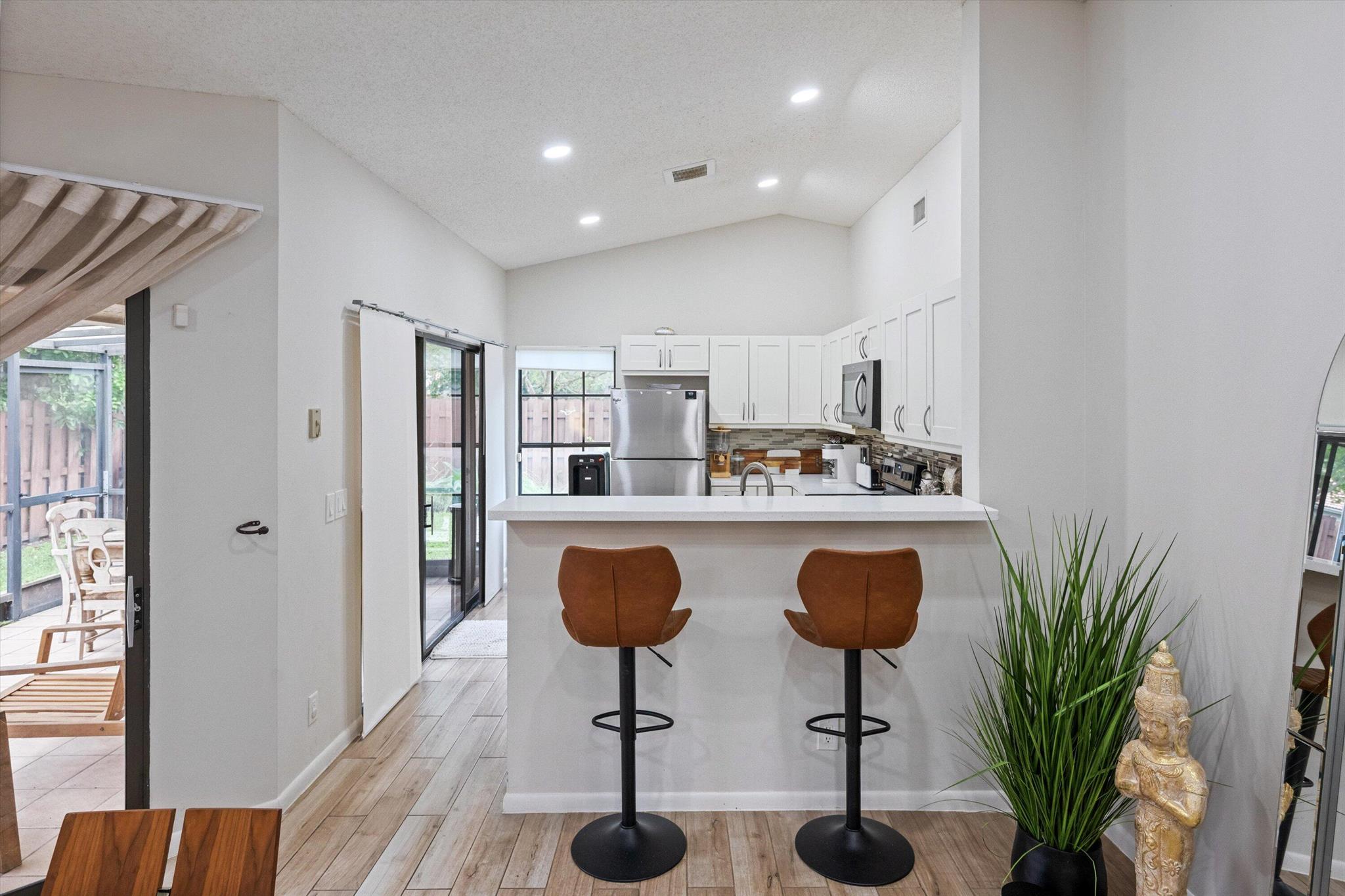 WELLINGTON TR 42-B - Residential Lease