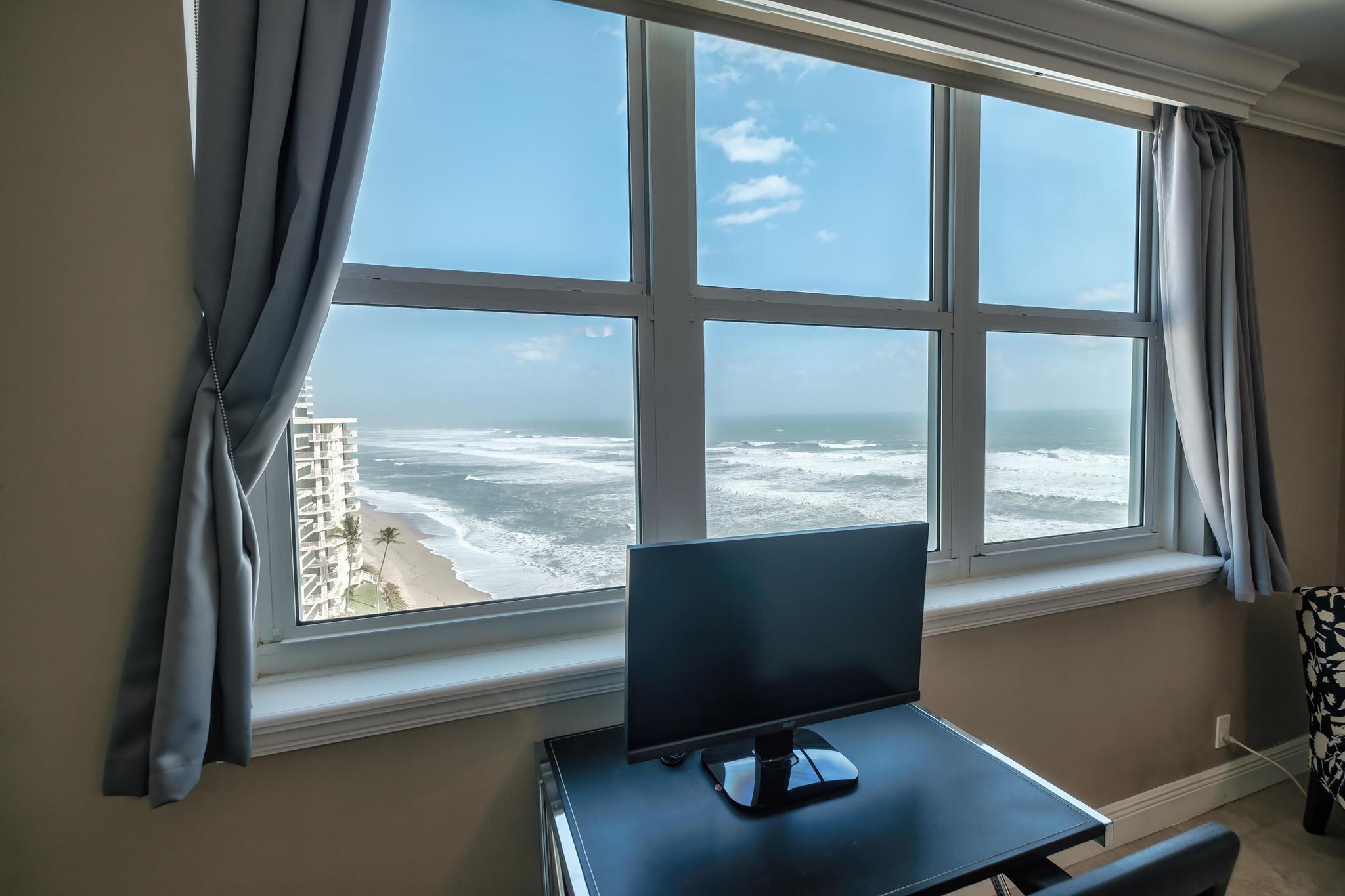 Aquarius Condo - Residential