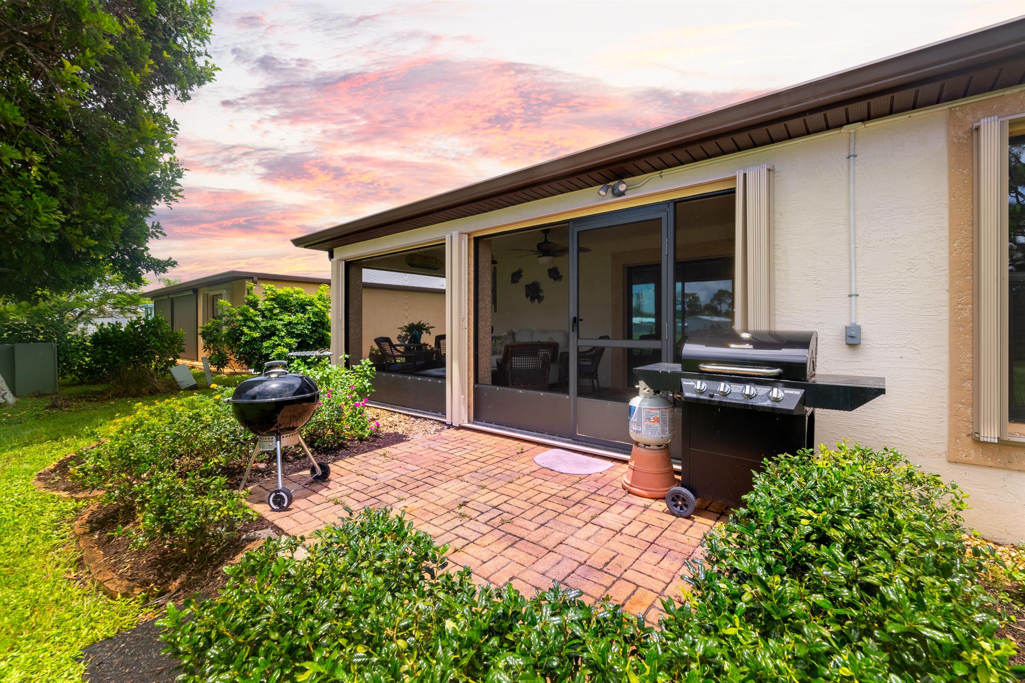 SPANISH LAKES COUNTRY CLUB VILLAGE LEASEHOLD ESTAT - Residential