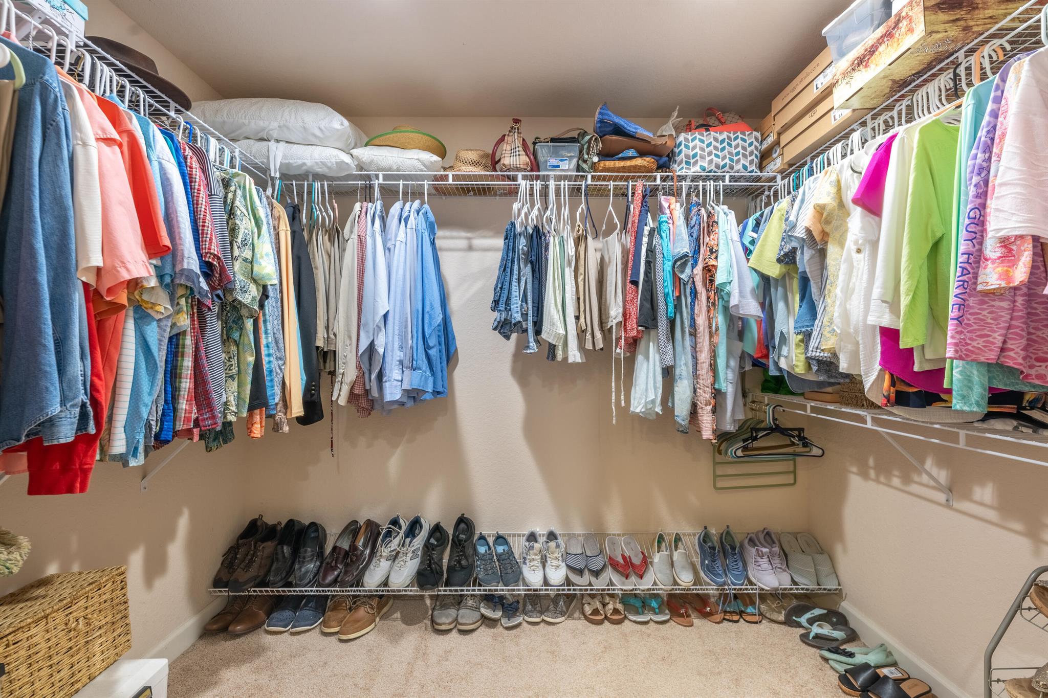 SPANISH LAKES COUNTRY CLUB VILLAGE LEASEHOLD ESTAT - Residential