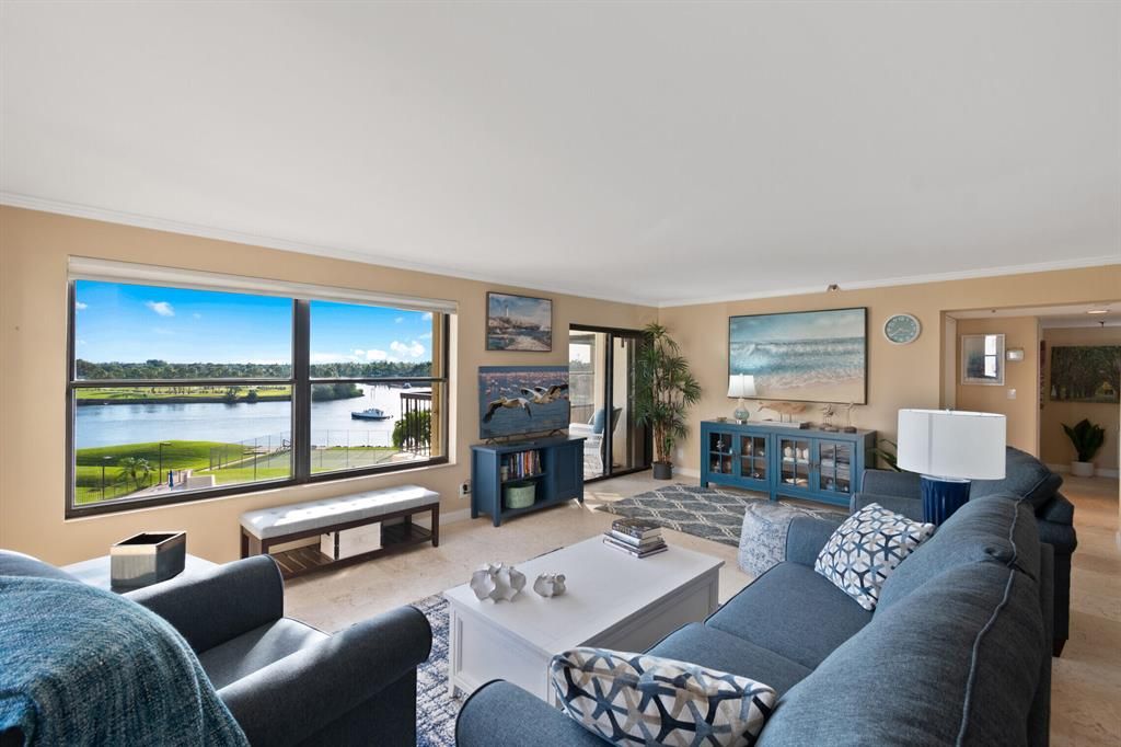 Photo of 374 Golfview Road #404, North Palm Beach, FL 33408 (MLS # R10763376)