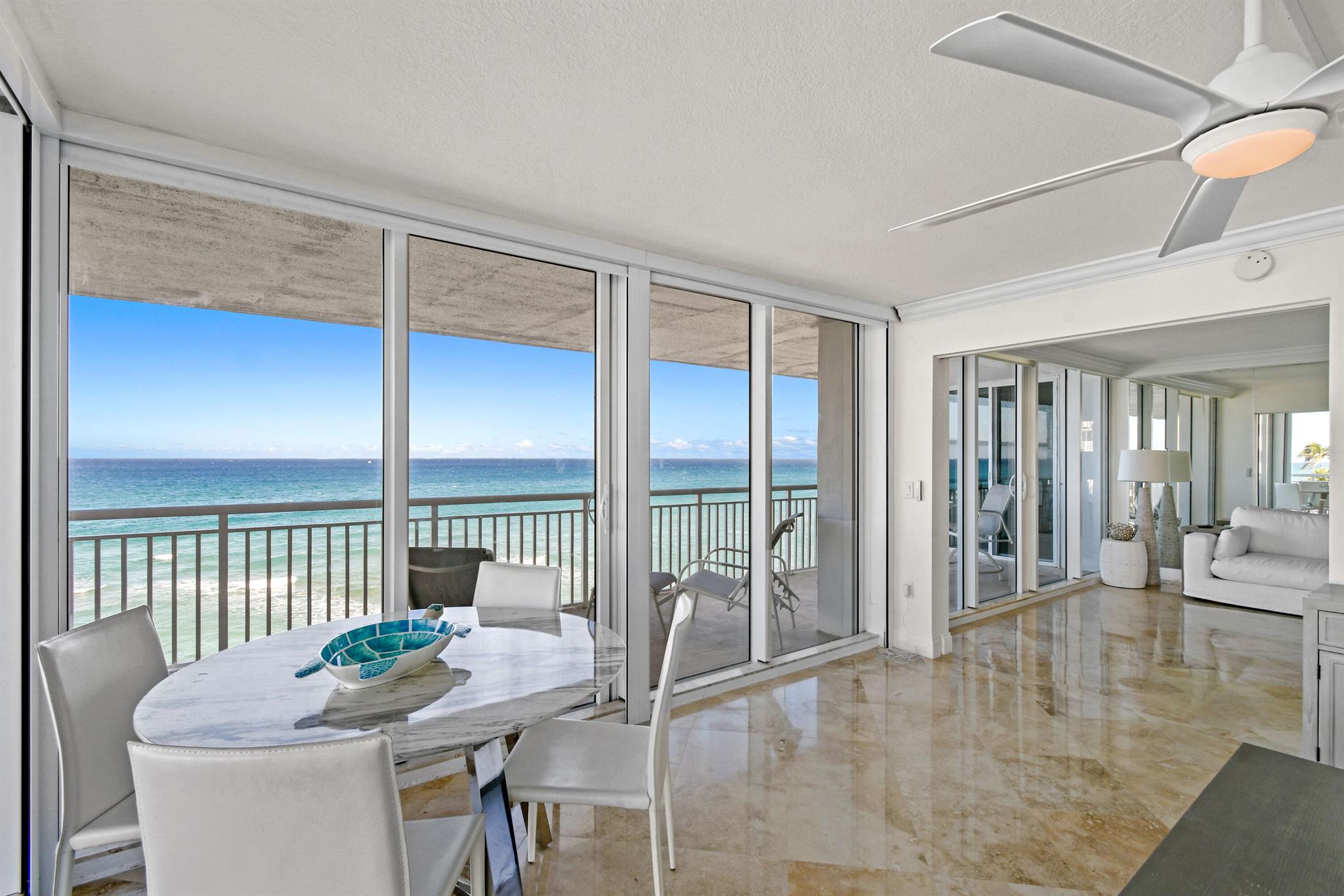 BARCLAY CONDO - Residential