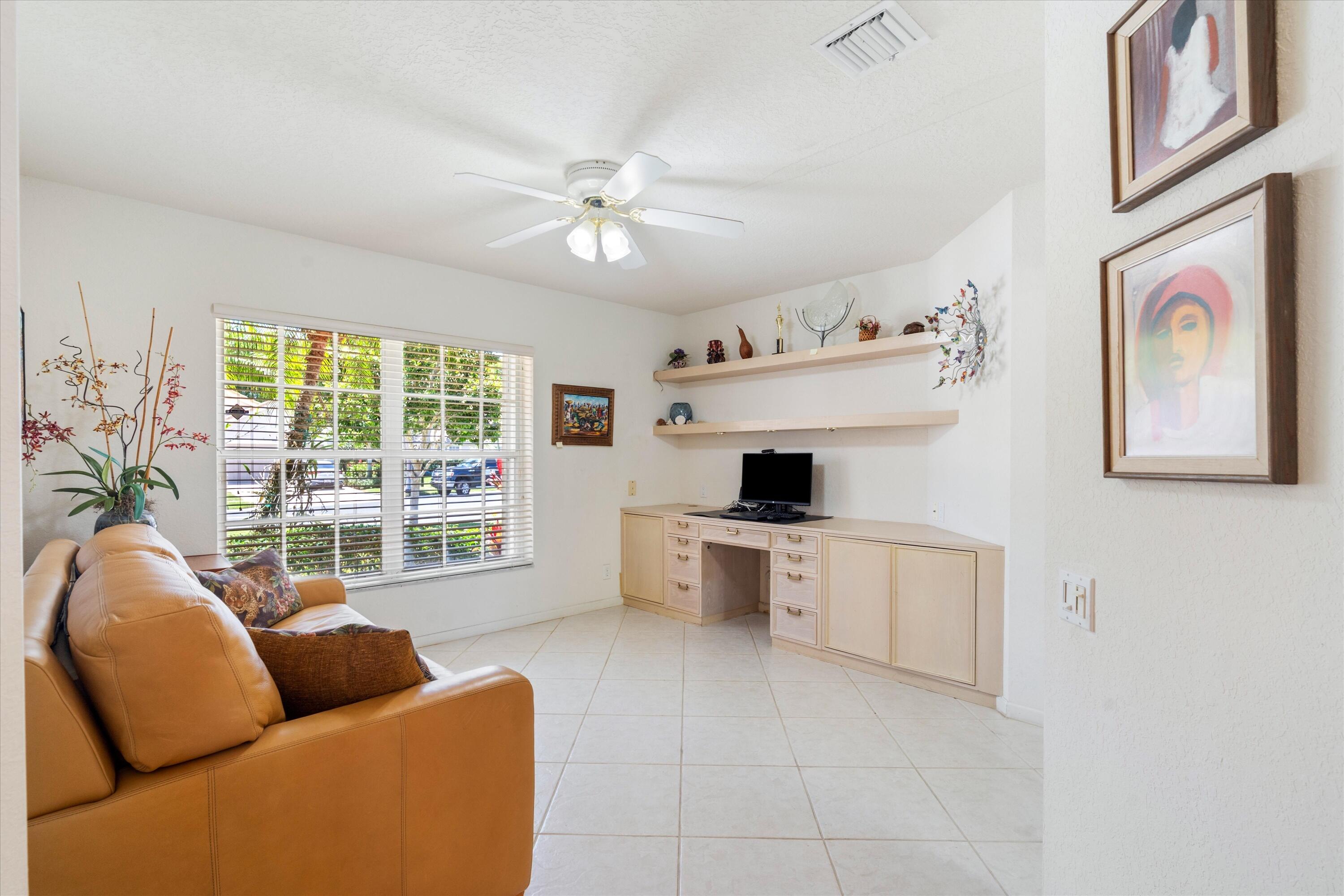 LAKERIDGE FALLS - Residential