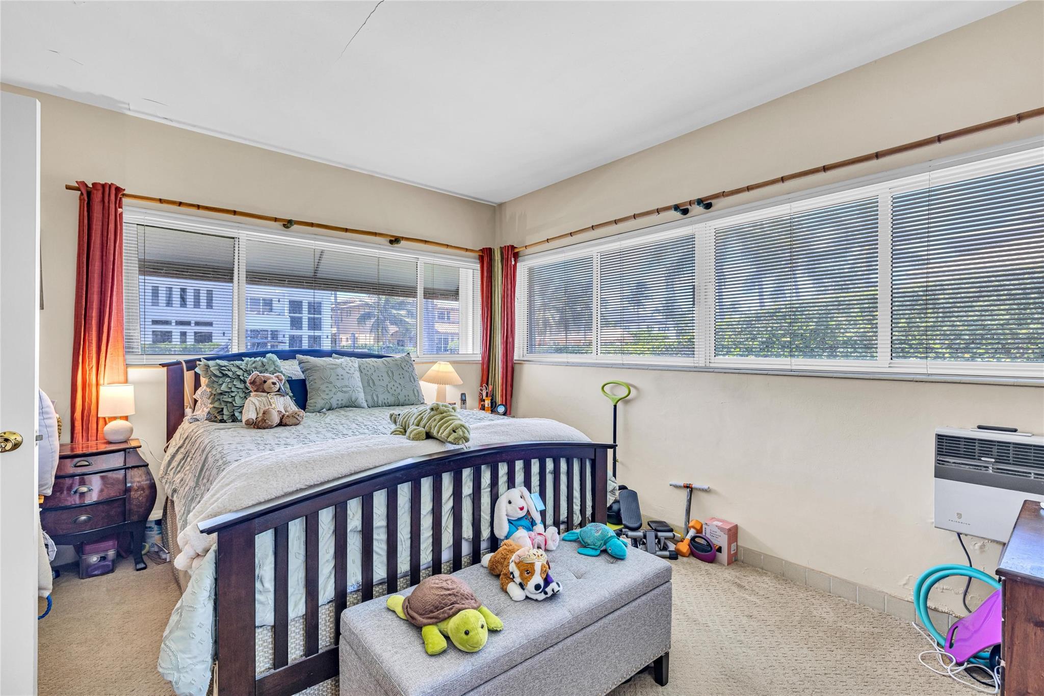 Sea Island - Residential