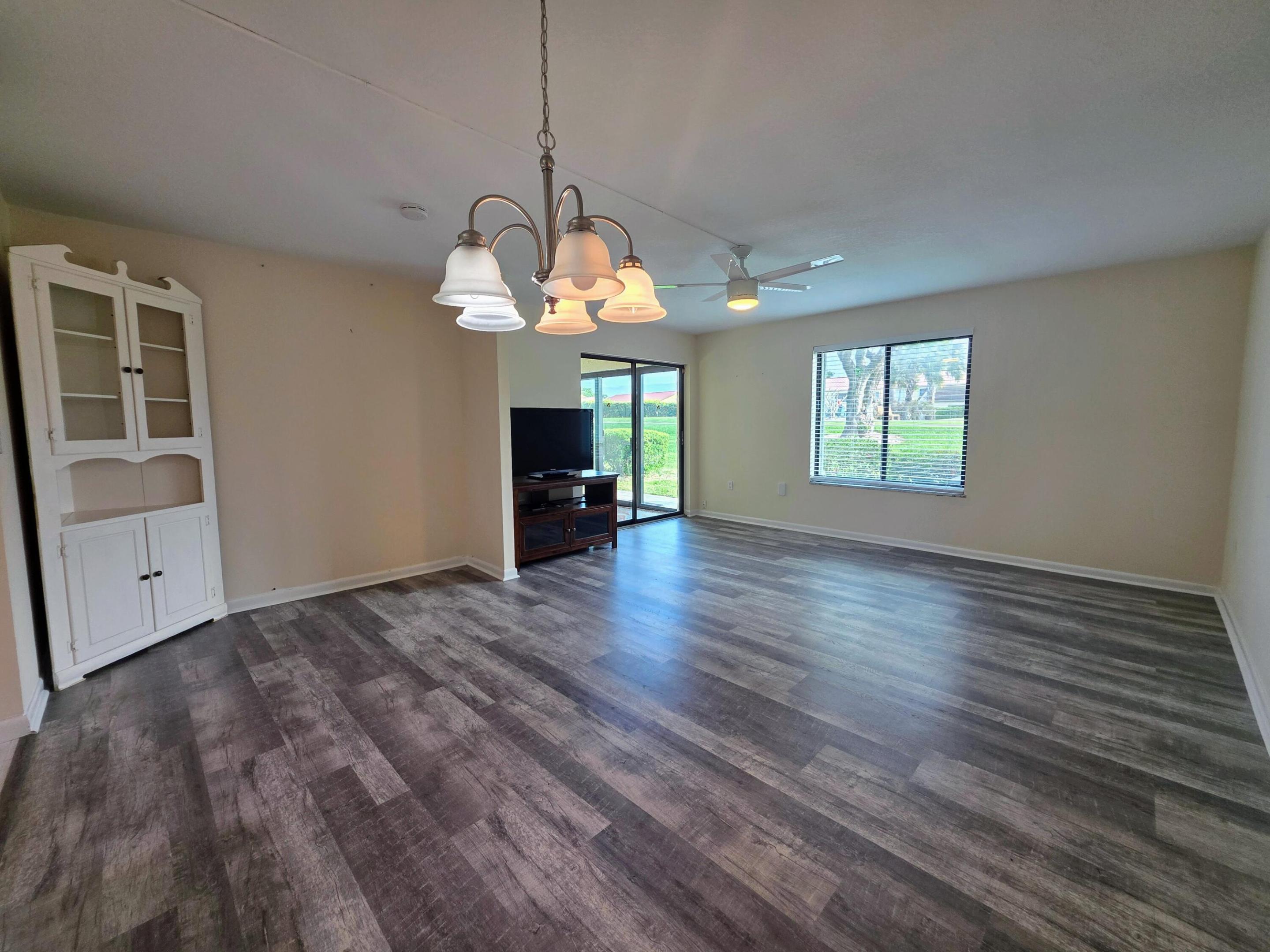 MILES GRANT CONDO - Residential