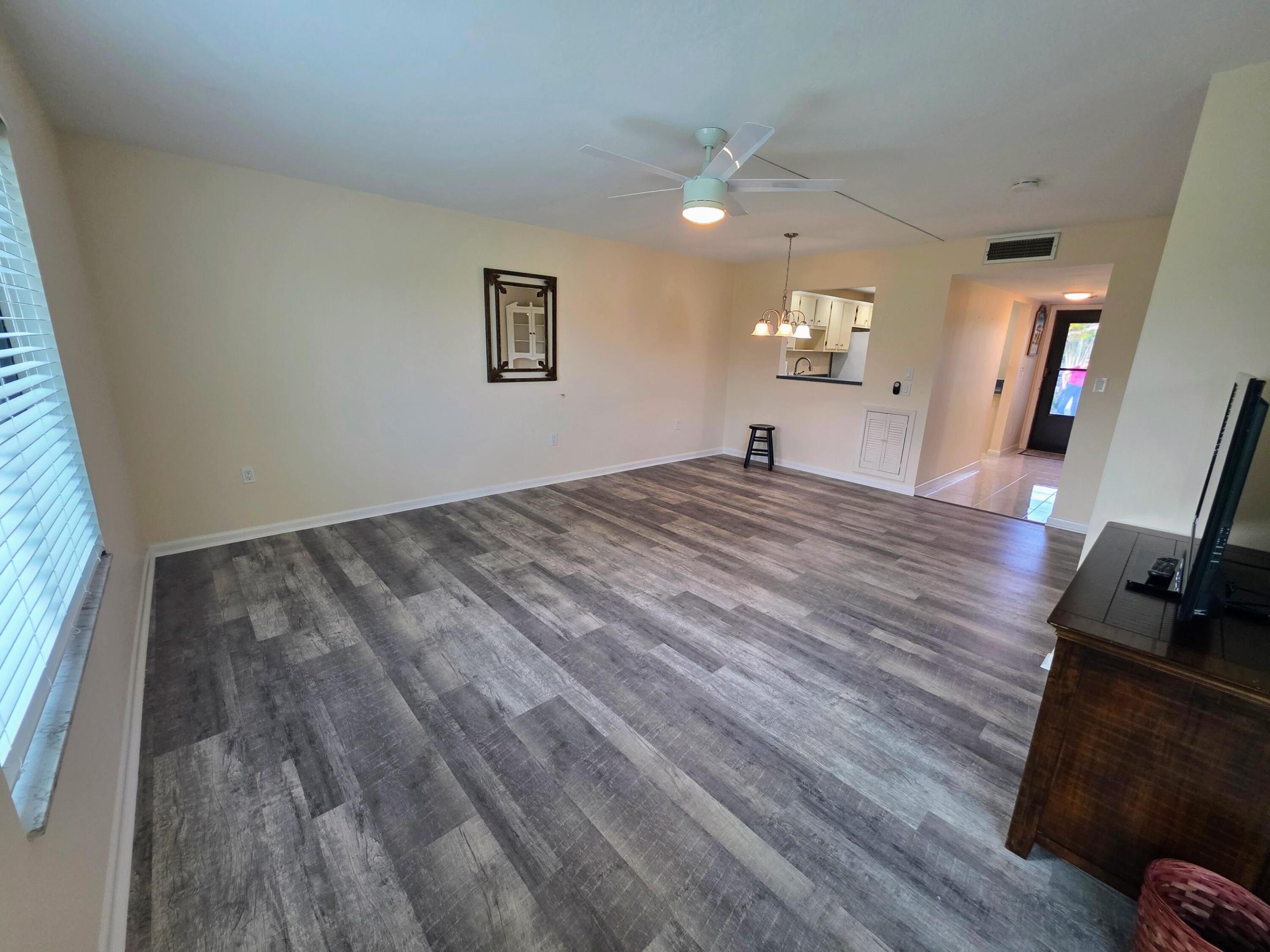 MILES GRANT CONDO - Residential