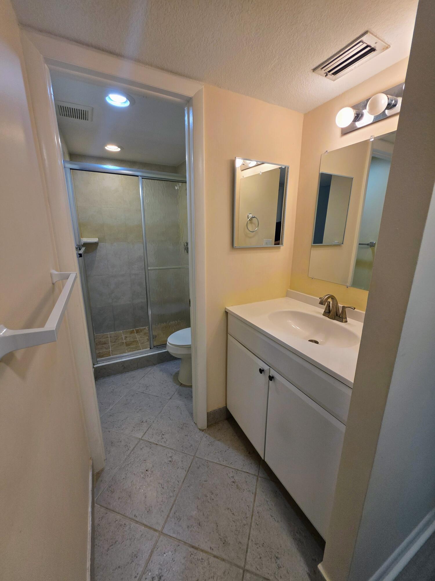 MILES GRANT CONDO - Residential