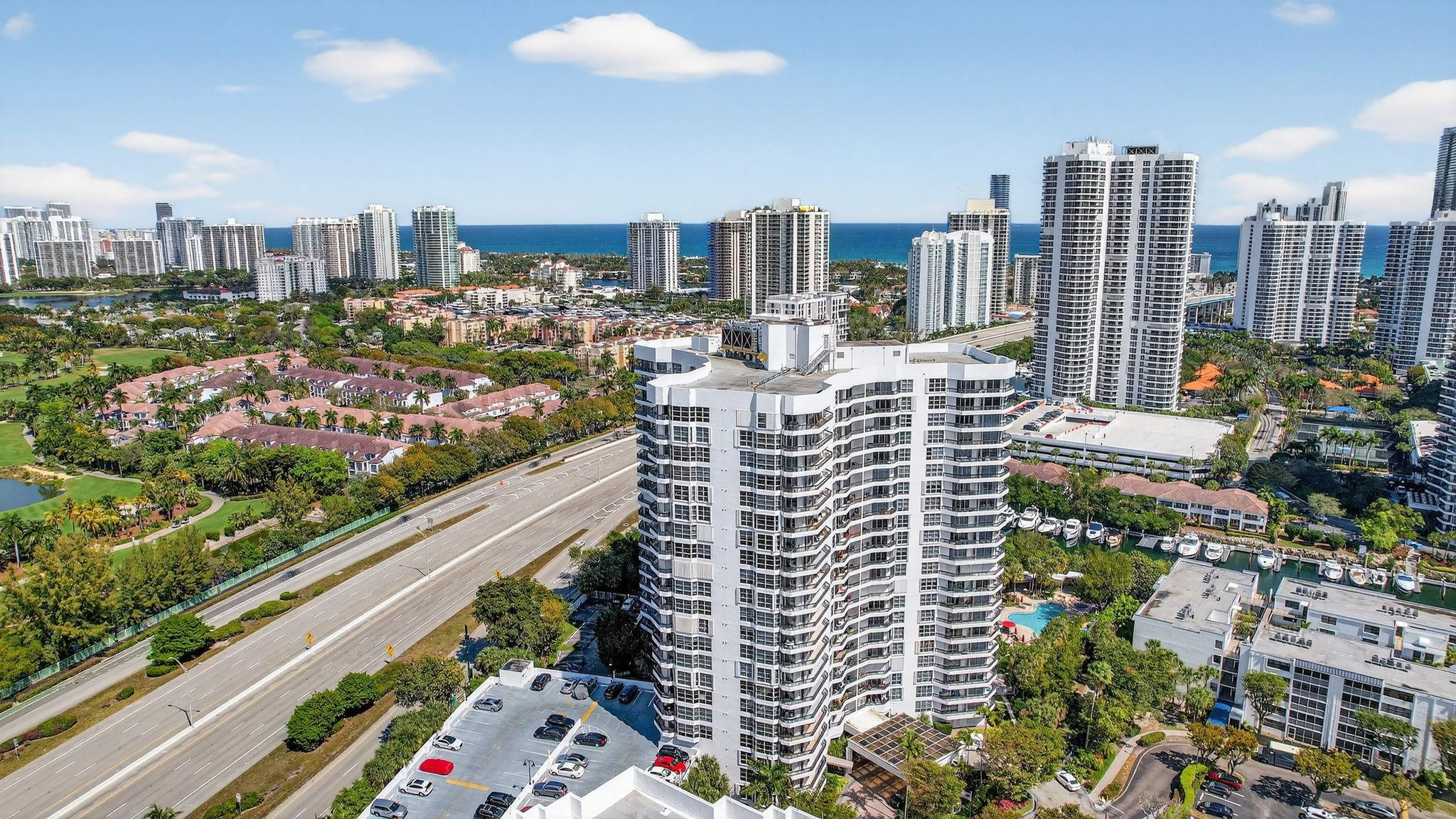 Mystic Pointe 600 - Residential