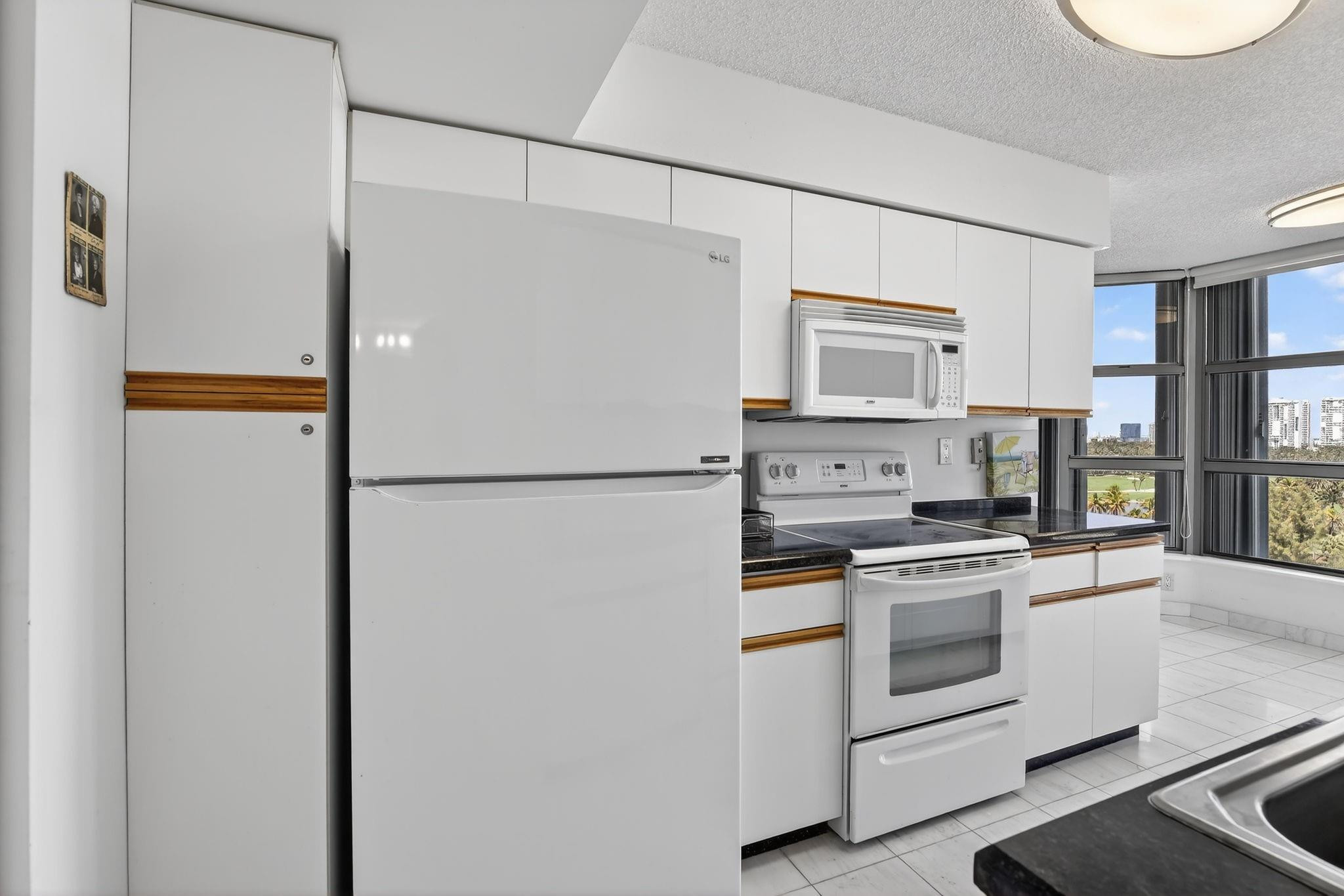 Mystic Pointe 600 - Residential