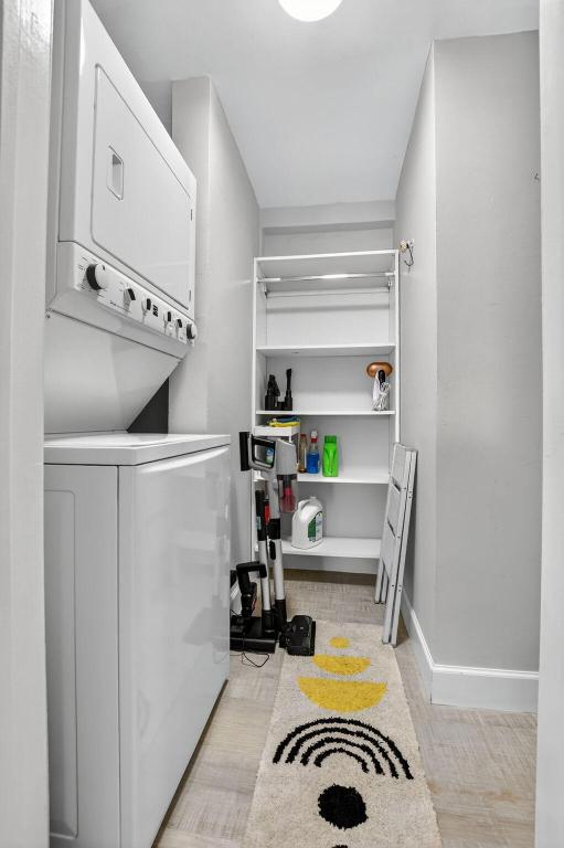 VIRGINIA KAYE CO-OP - Residential