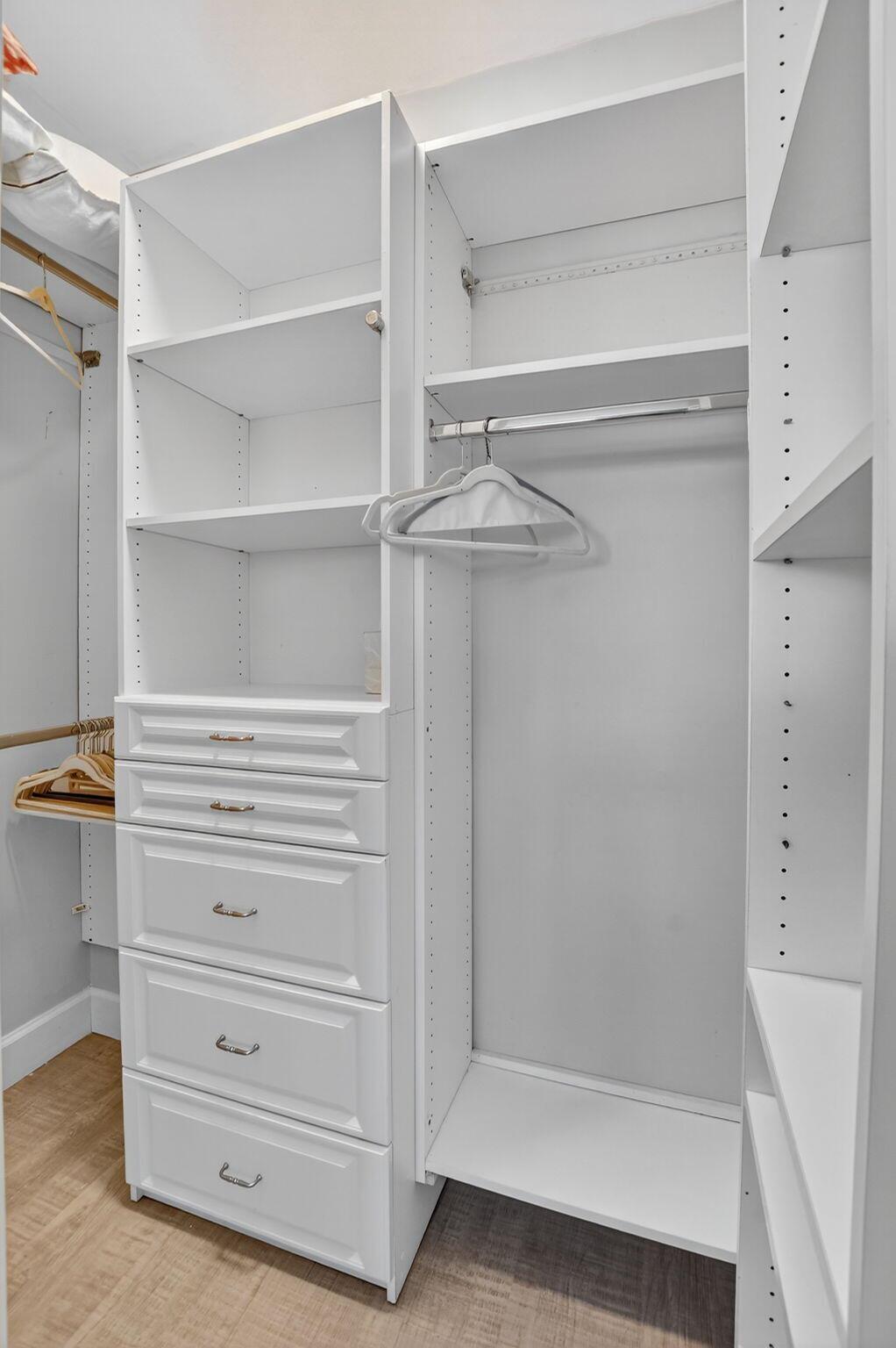 VIRGINIA KAYE CO-OP - Residential