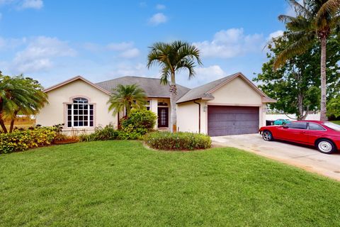 Single Family Residence in Port St Lucie FL 2426 Savage Boulevard Blvd 1.jpg