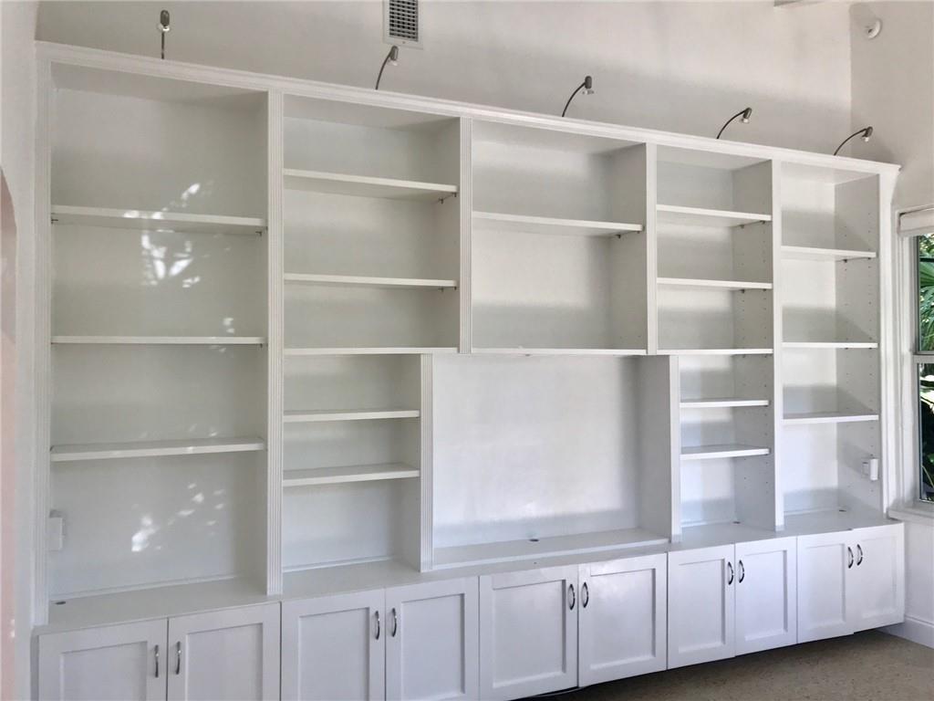 Las Olas Park Corr 6-12 B - Residential