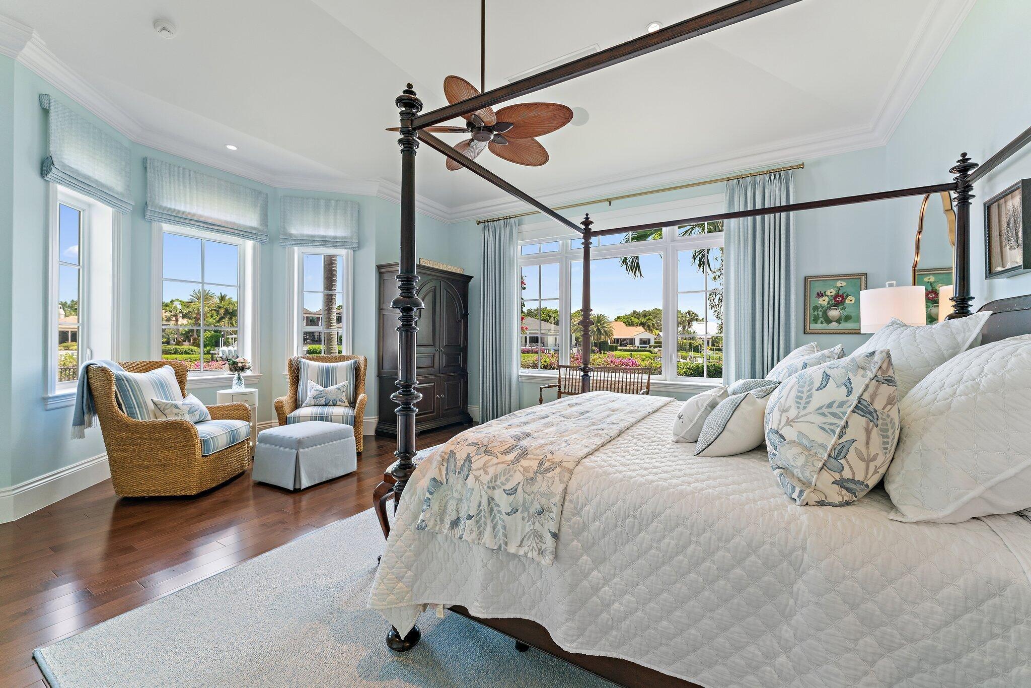ADMIRALS COVE - Residential