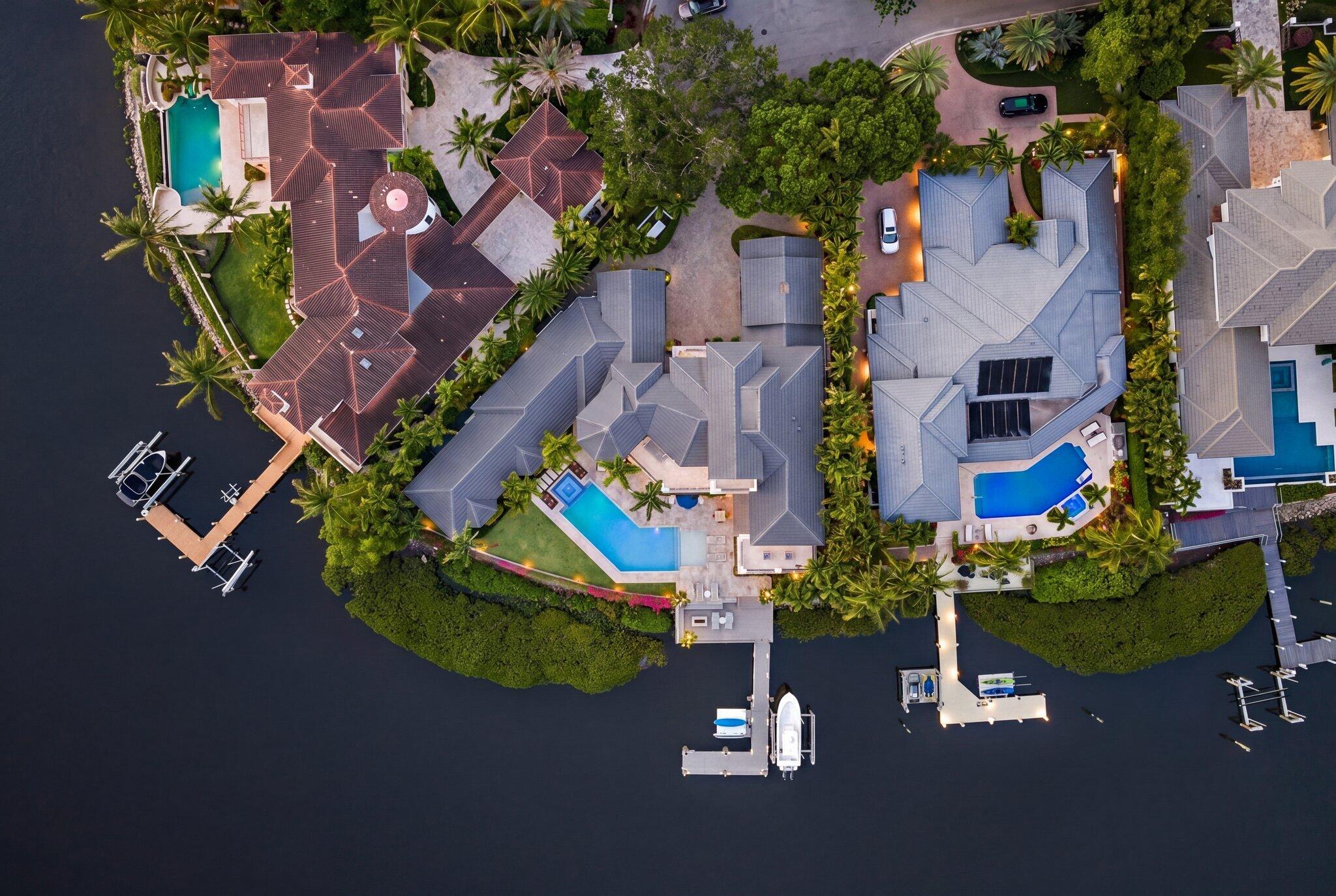 ADMIRALS COVE - Residential