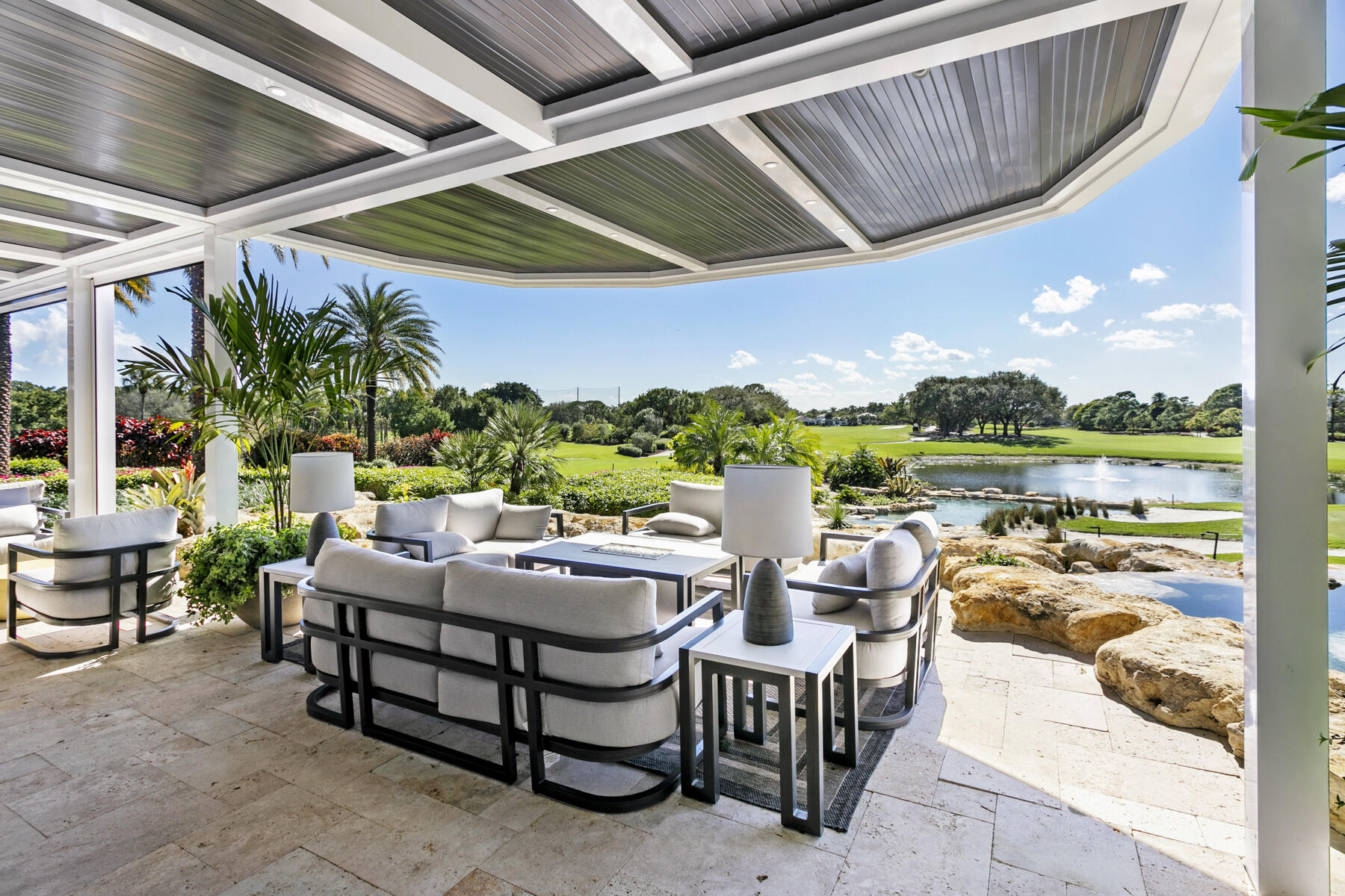 ADMIRALS COVE - Residential
