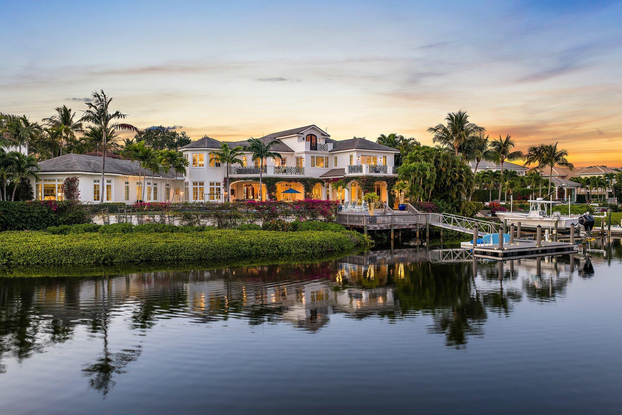 ADMIRALS COVE - Residential