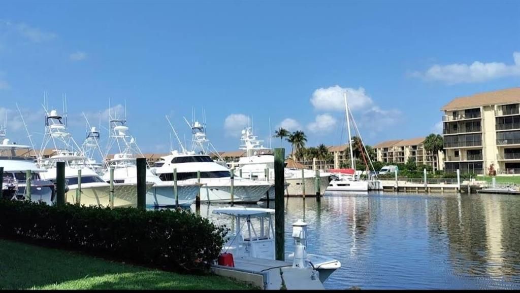 Photo of 1601 Marina Isle Way #301, Jupiter, FL 33477 (MLS # R10756670)