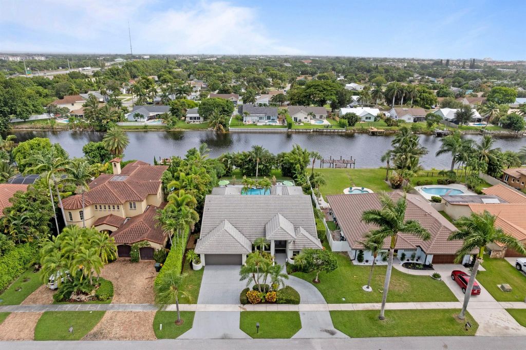 Photo of 473 Oregon Lane, Boca Raton, FL 33487 (MLS # R11104487)