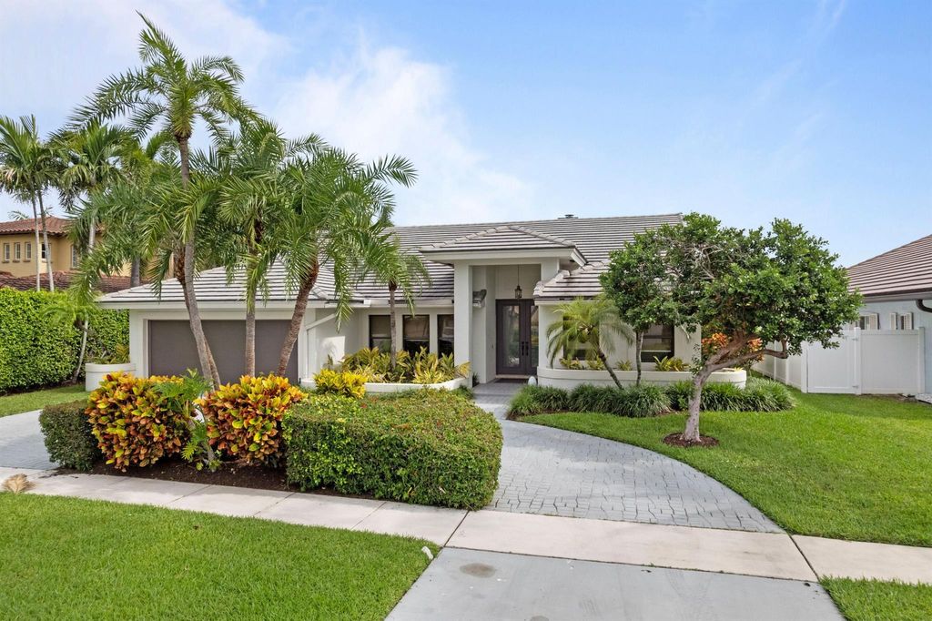 Photo of 473 Oregon Lane, Boca Raton, FL 33487 (MLS # R11104487)