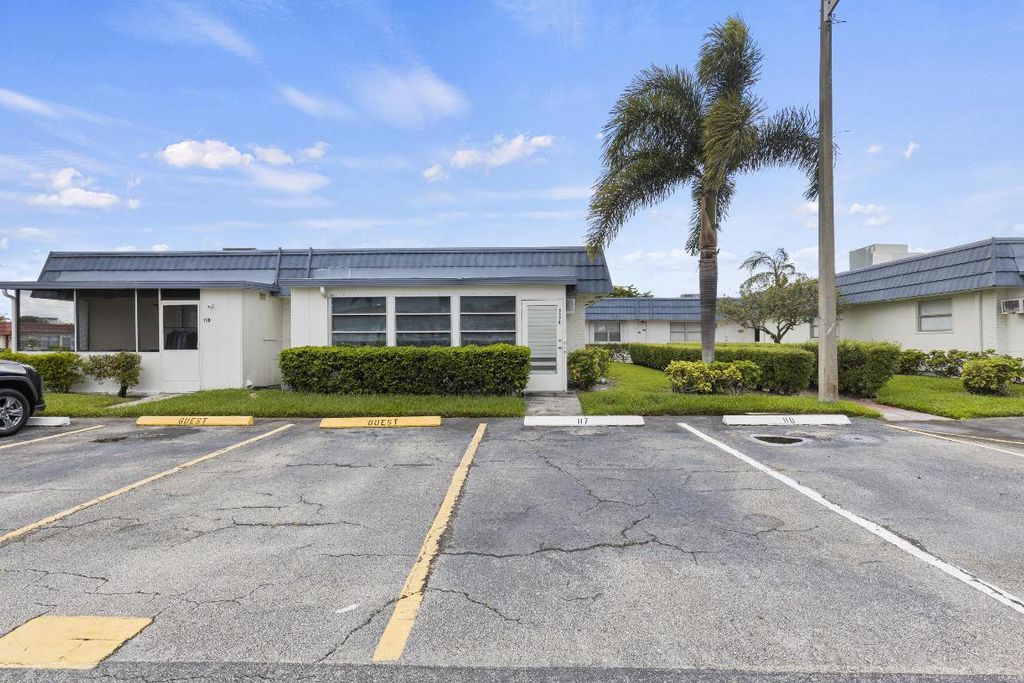 Photo of 117 Waterford E, Delray Beach, FL 33446 (MLS # R11115897)