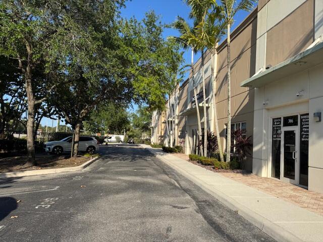 999 Stinson Way 306