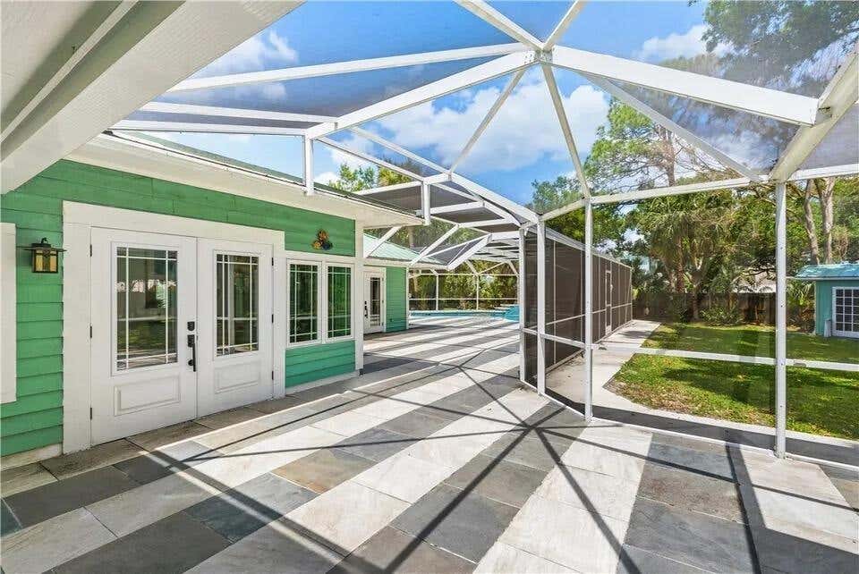 Photo of 480 38TH Court, Vero Beach, FL 32968 (MLS # B26061786)