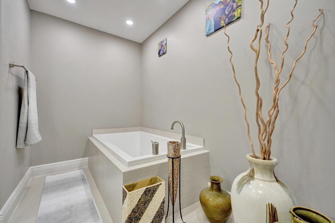 LA FONTANA - Residential