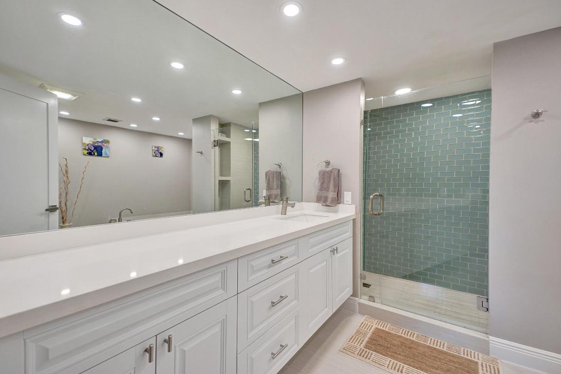 LA FONTANA - Residential