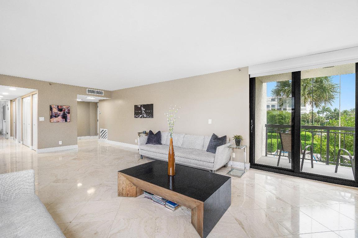 LA FONTANA - Residential