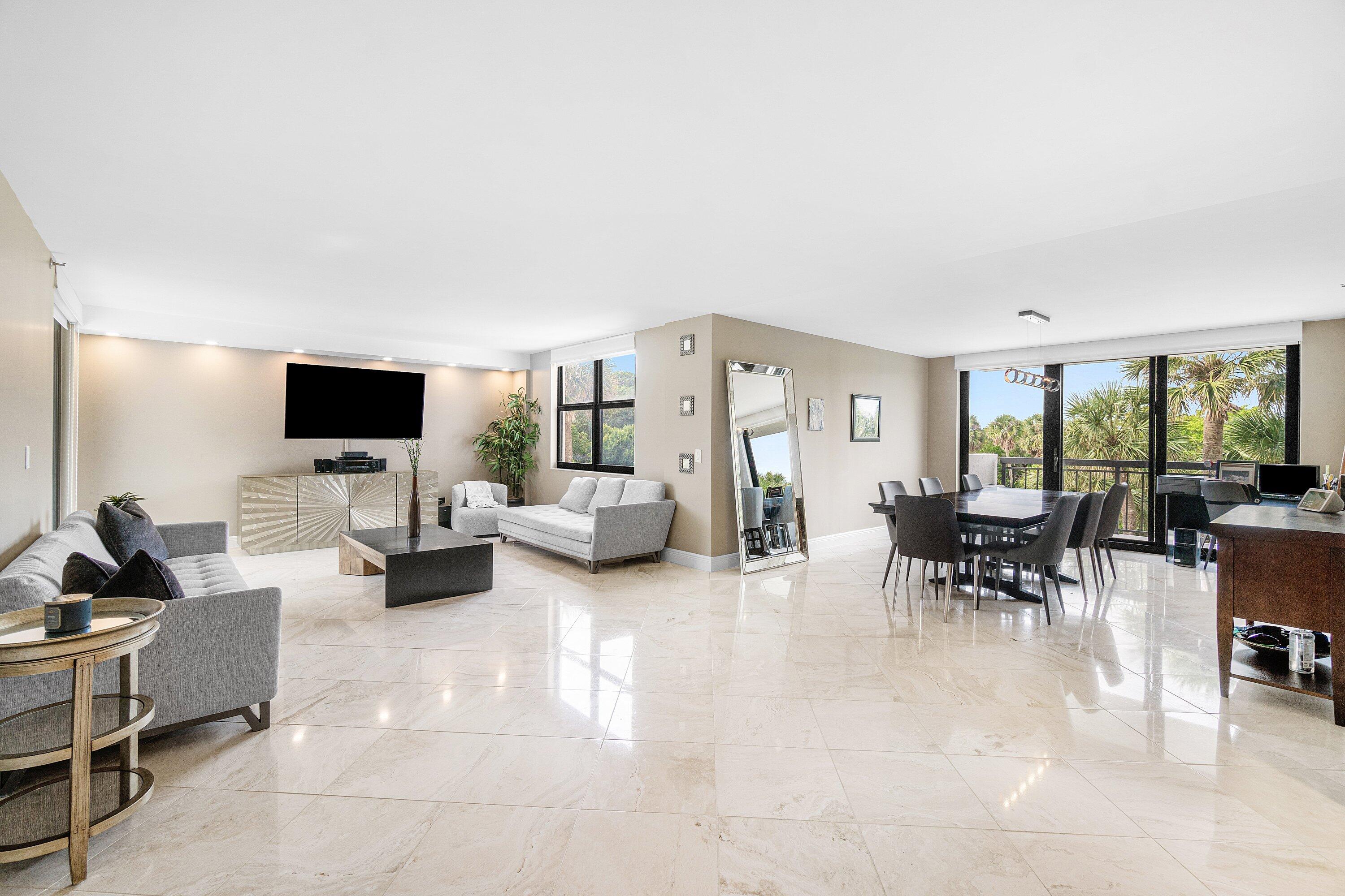 2001 N Ocean Boulevard 305