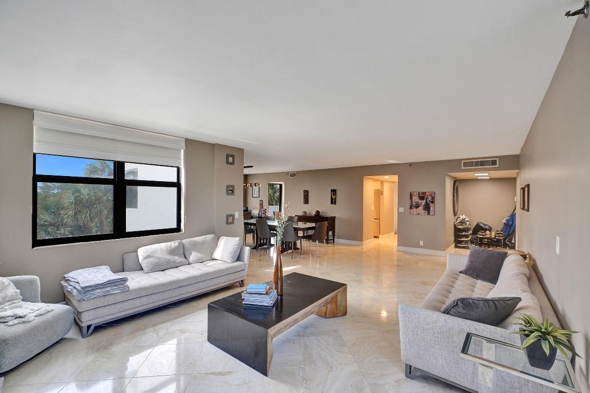 LA FONTANA - Residential