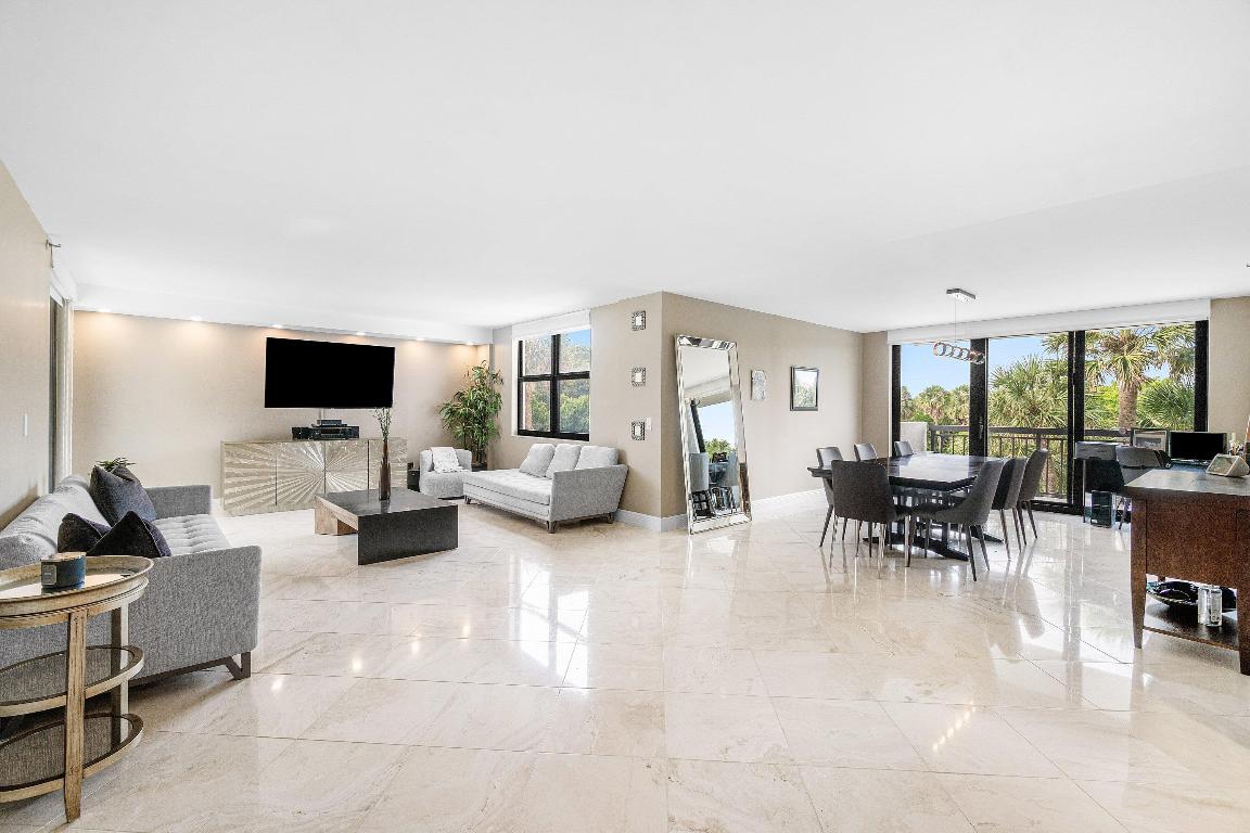 LA FONTANA - Residential