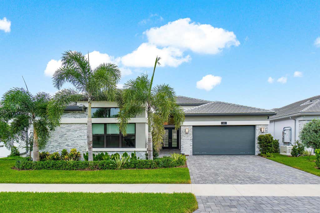 Photo of 11082 Sweet Sage Avenue, Boynton Beach, FL 33473 (MLS # R11015613)