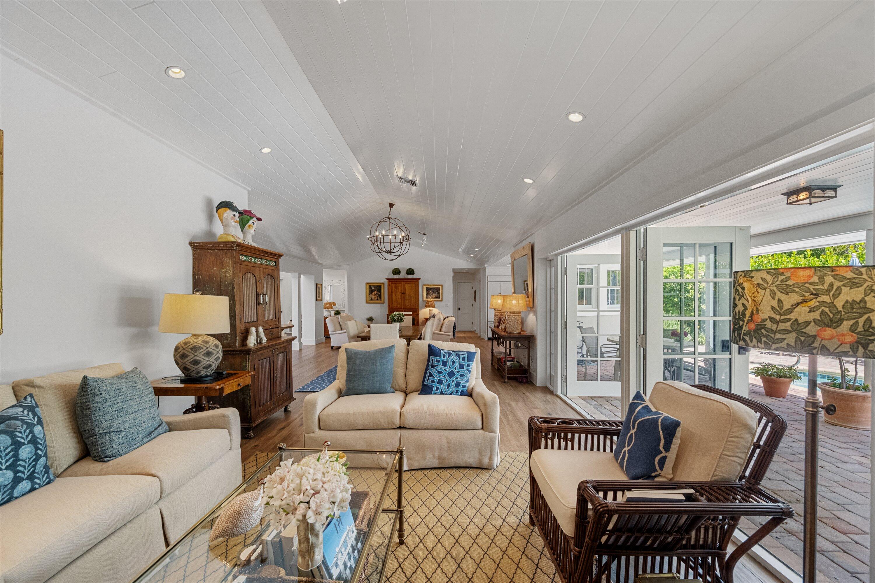 JUPITER INLET BEACH COLONY - Residential