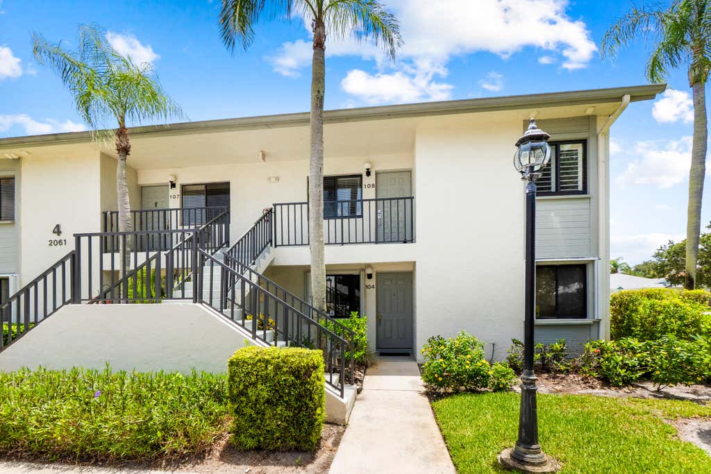 Photo of 2061 NW 21ST Terrace #108, Stuart, FL 34994 (MLS # B26060080)