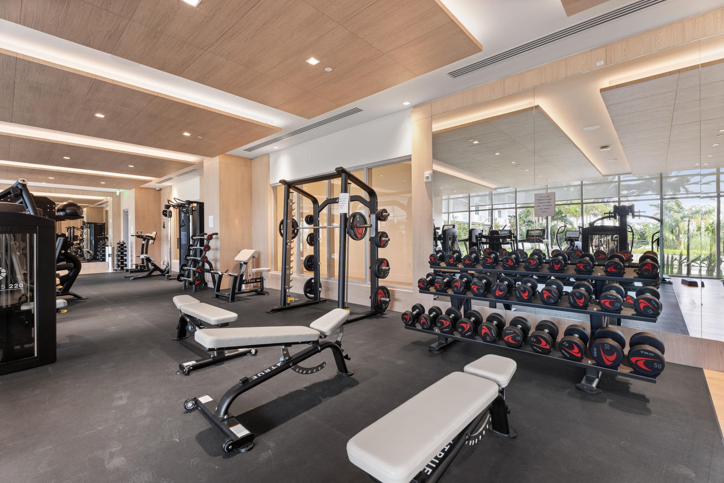 NAUTILUS 220 CONDO - Residential