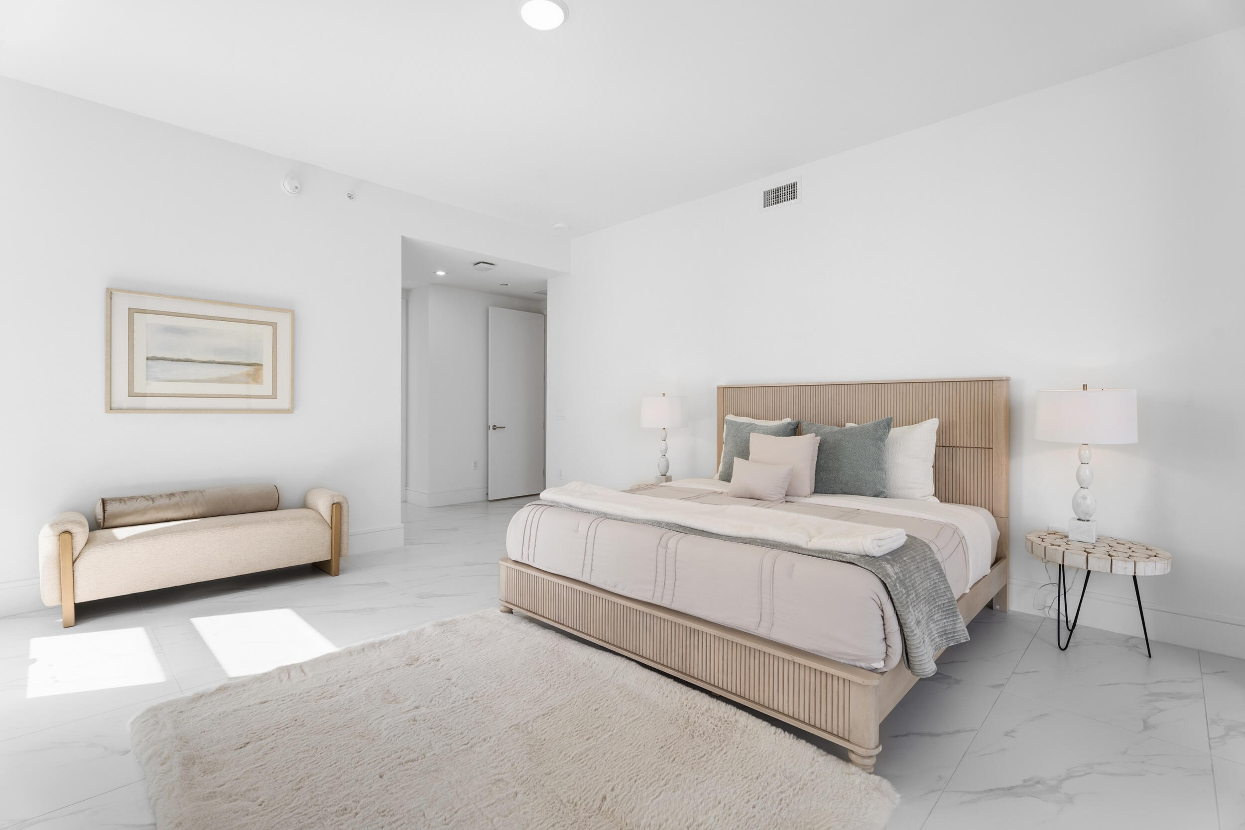 NAUTILUS 220 CONDO - Residential